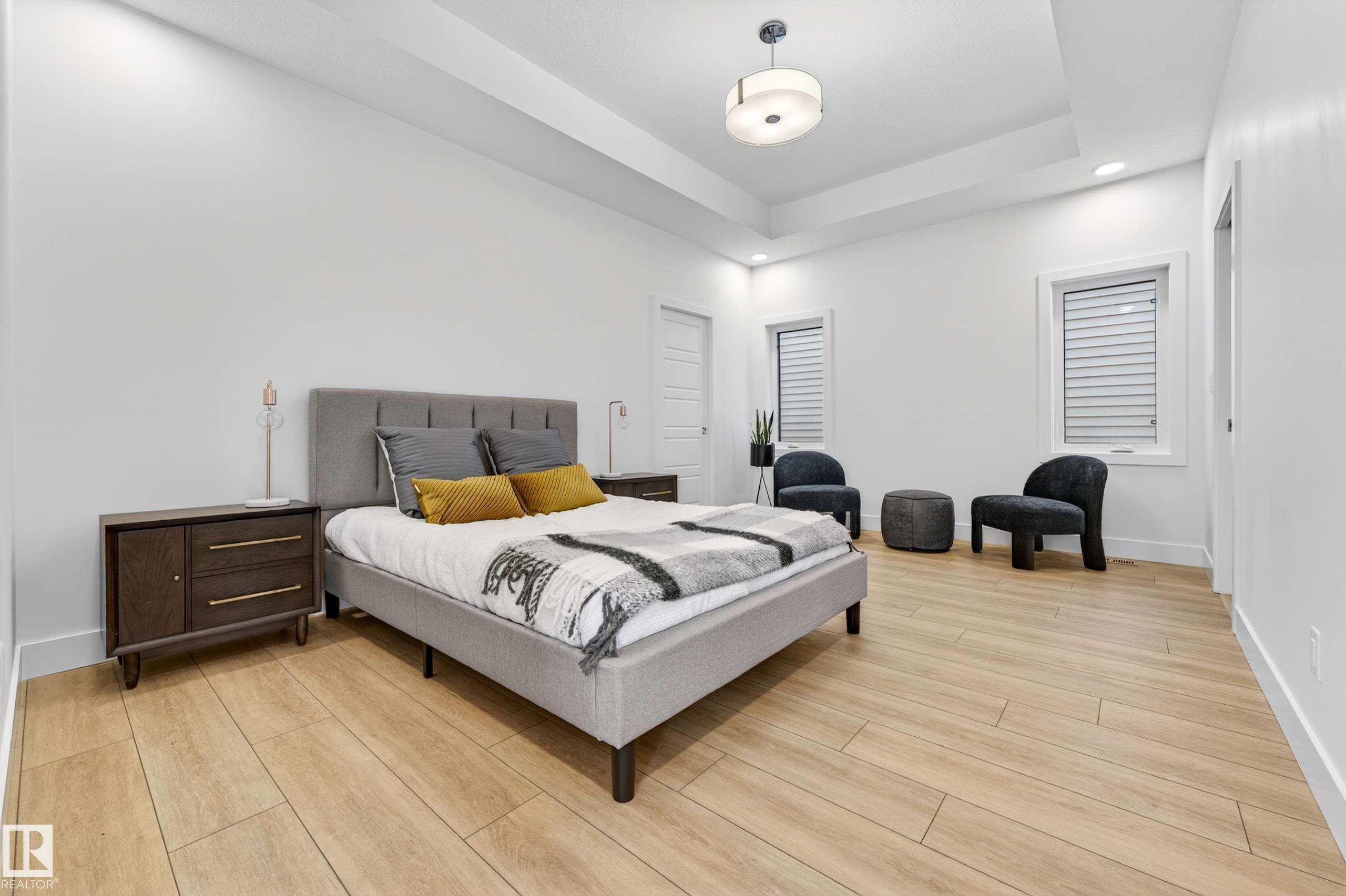 https://zimg.paragon.ice.com/ParagonImages/Property/PM/RAE/225391282/71/0/0/ce90995e25d2d005e02ab084e6882d65/1/b5faa1efb8d9d5d1e95223750984134e/225391282-65a271a0-736a-4a8e-adff-7b7d63a5525f.JPG