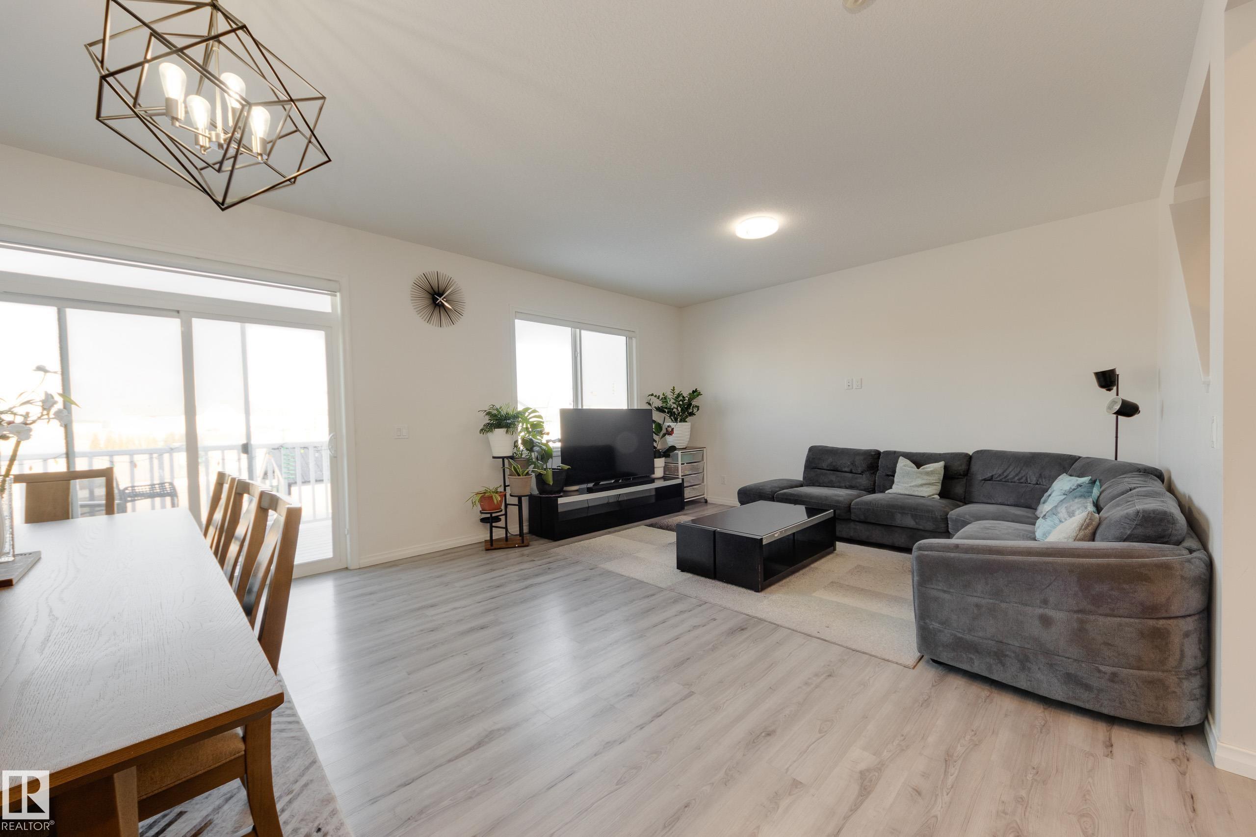 Photo 4 at 2639 200 Street NW, The Uplands, Edmonton