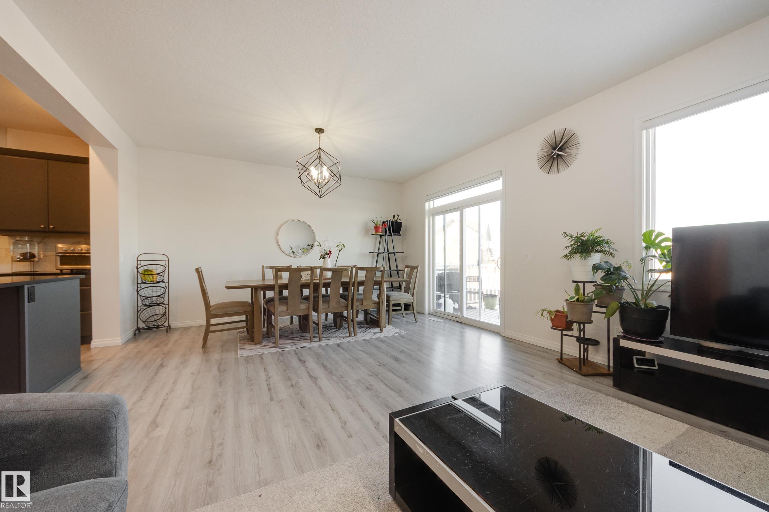 Photo 8 at 2639 200 Street NW, The Uplands, Edmonton