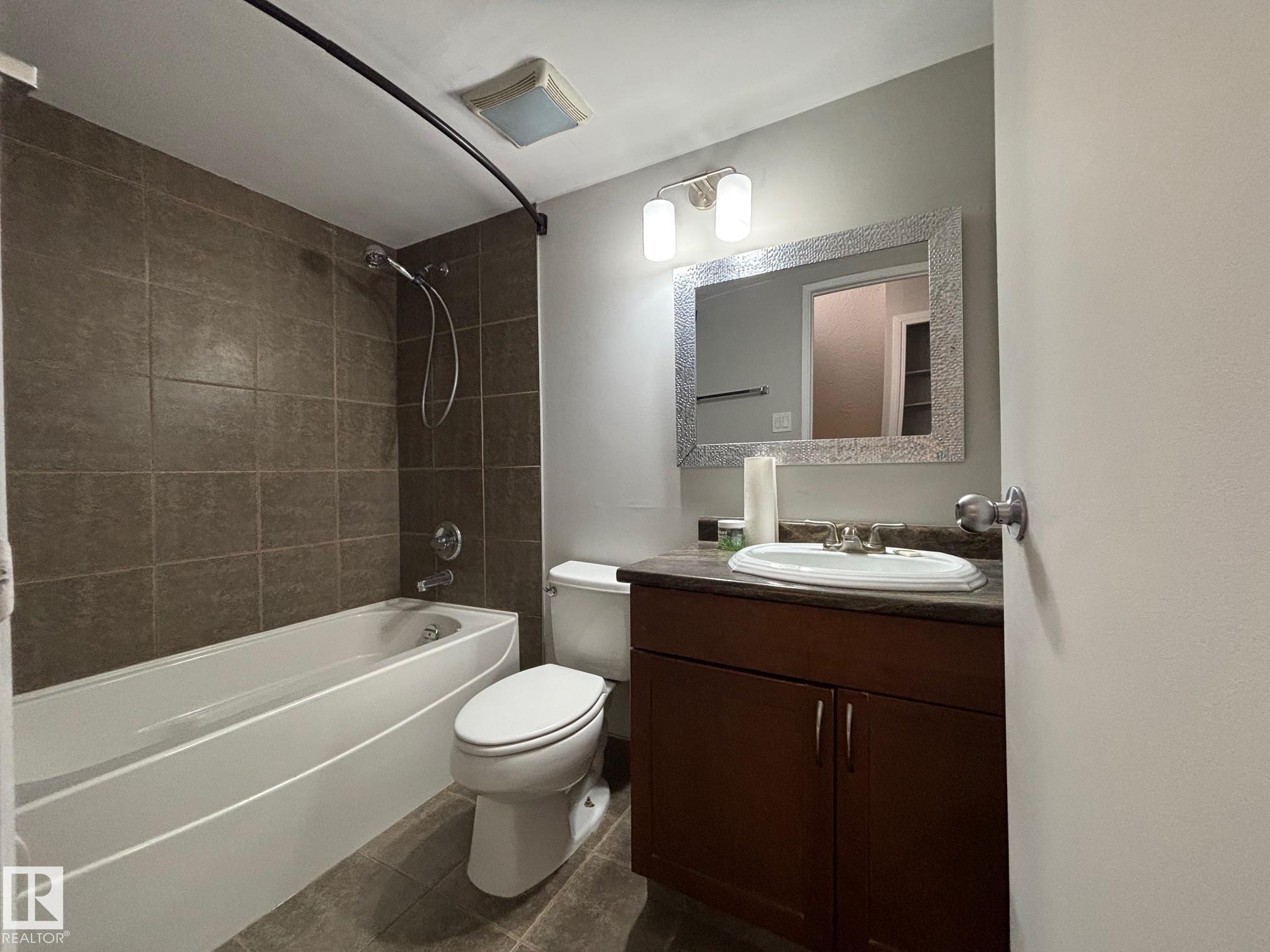 Photo 15 at 40 - 13590 38 Street NW, Belmont, Edmonton