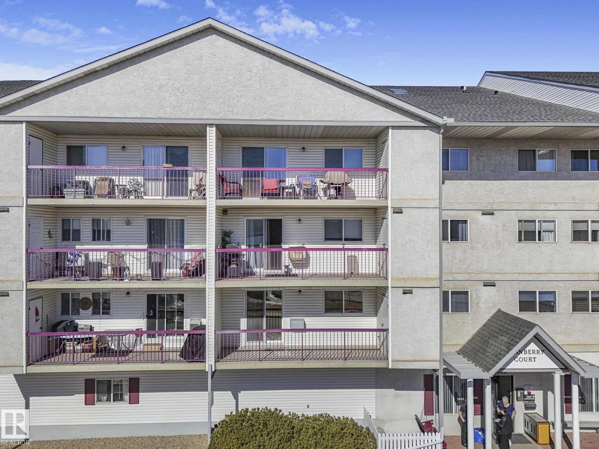 Photo 3 at 4906 47 Avenue, Central Business District, Leduc