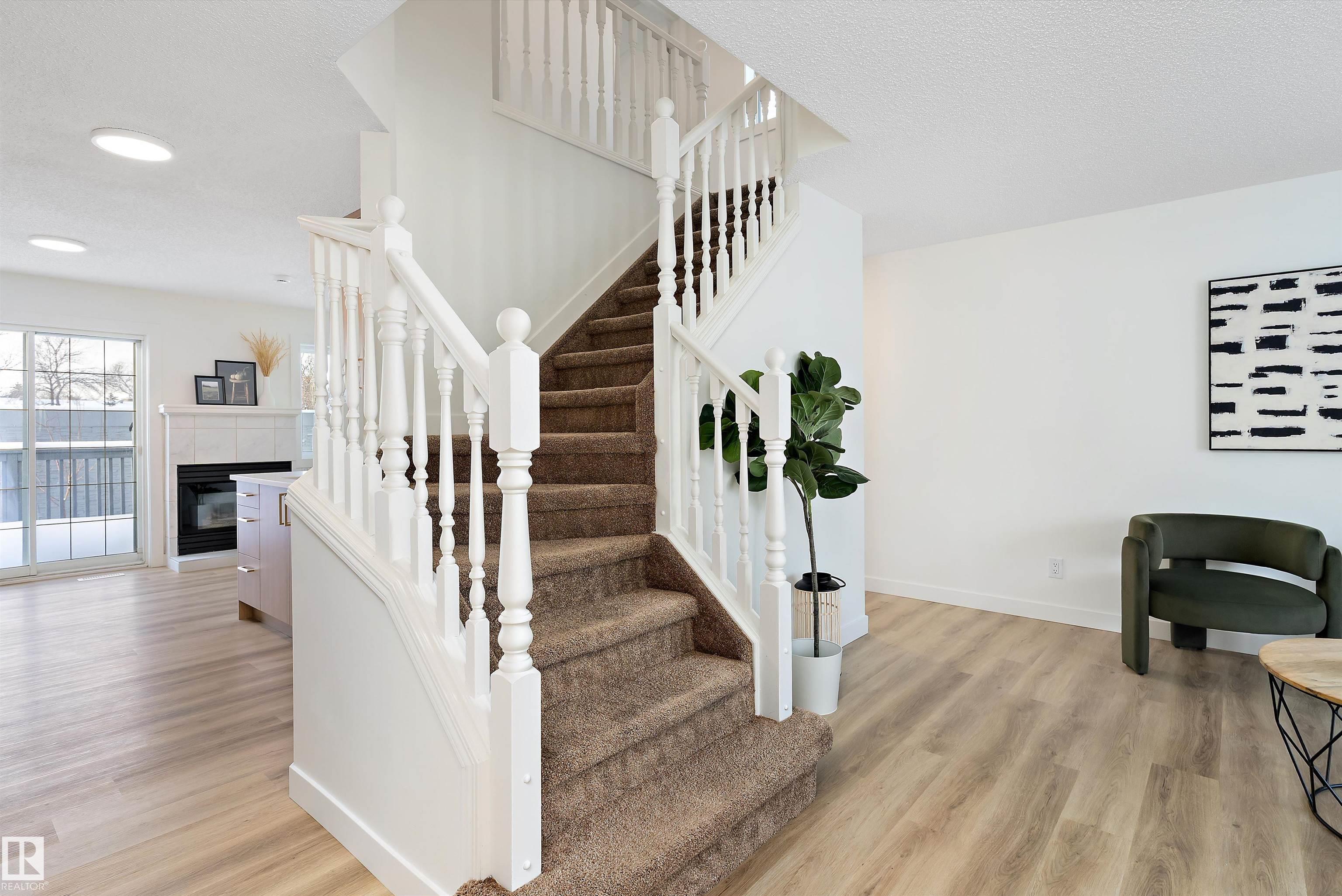 Photo 5 at 63 - 1033 Youville Drive NW, Tawa, Edmonton