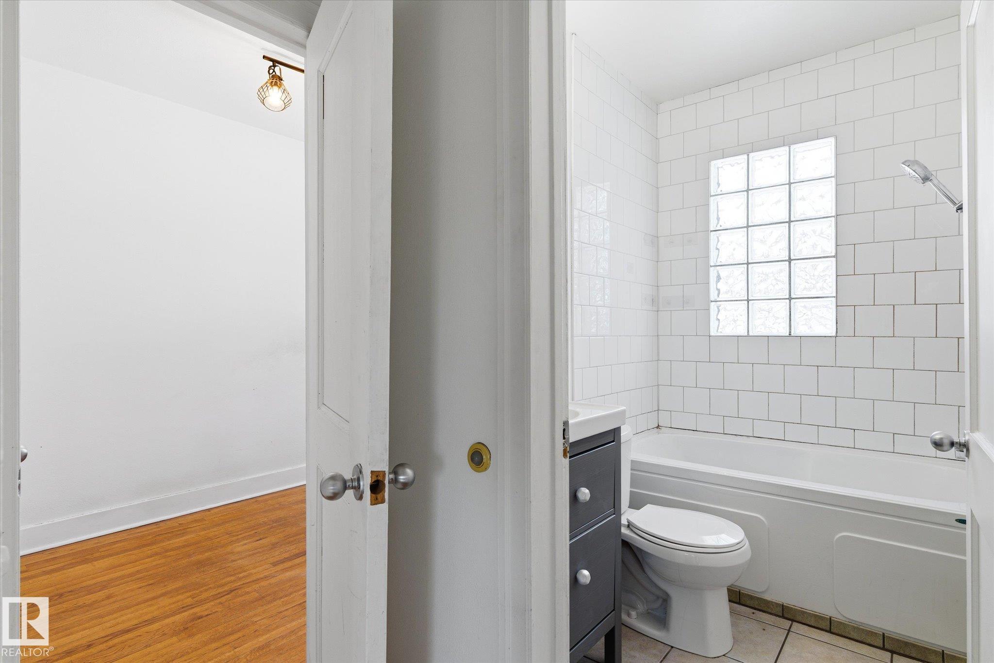 Photo 17 at 12821 122 Street NW, Calder, Edmonton