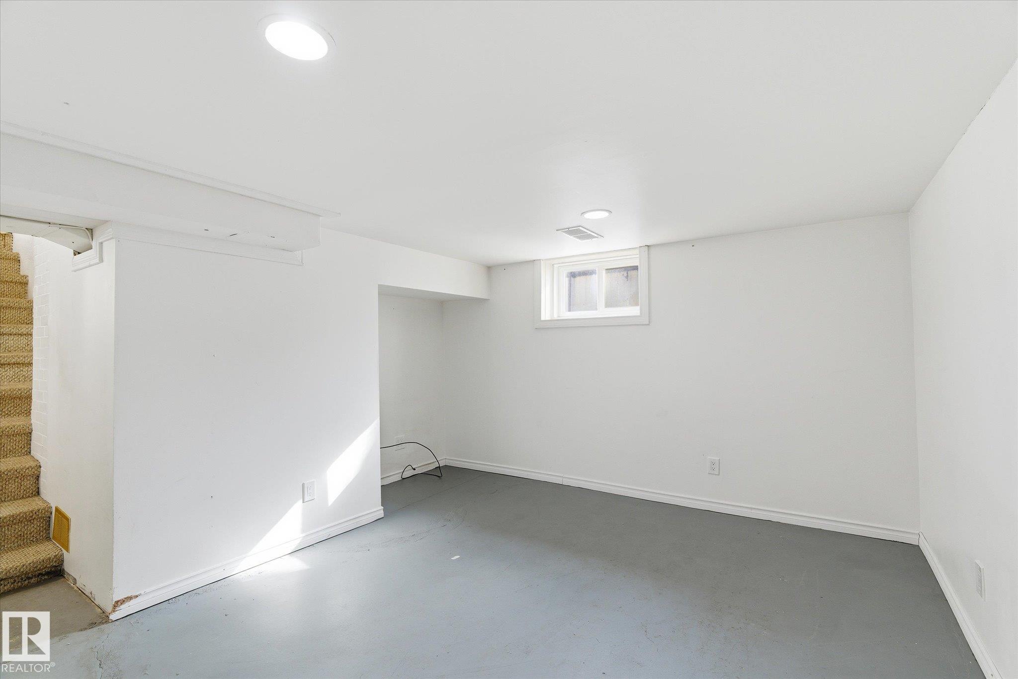 Photo 20 at 12821 122 Street NW, Calder, Edmonton