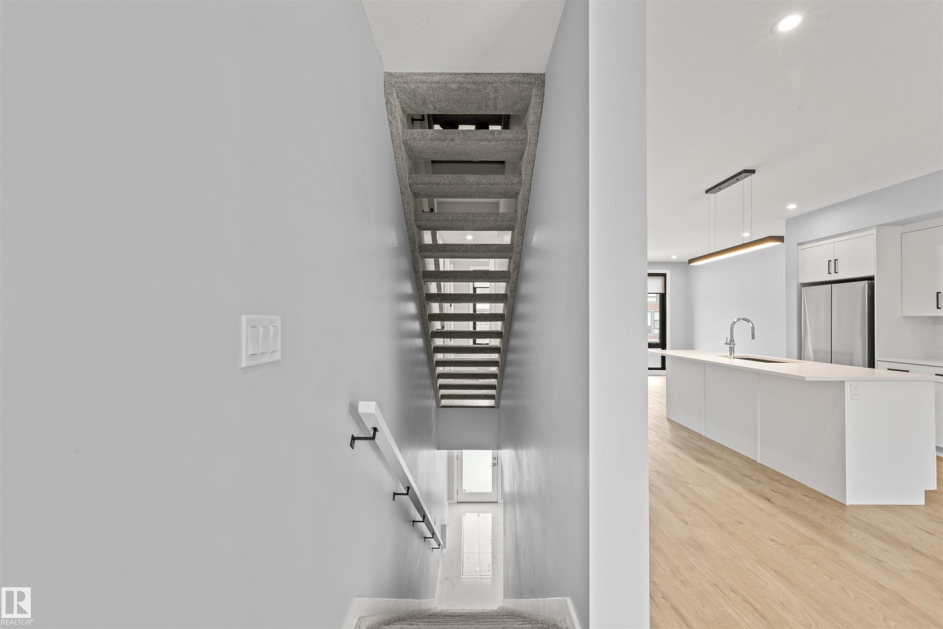 Photo 4 at 39 - 1304 Rutherford Road SW, Rutherford, Edmonton