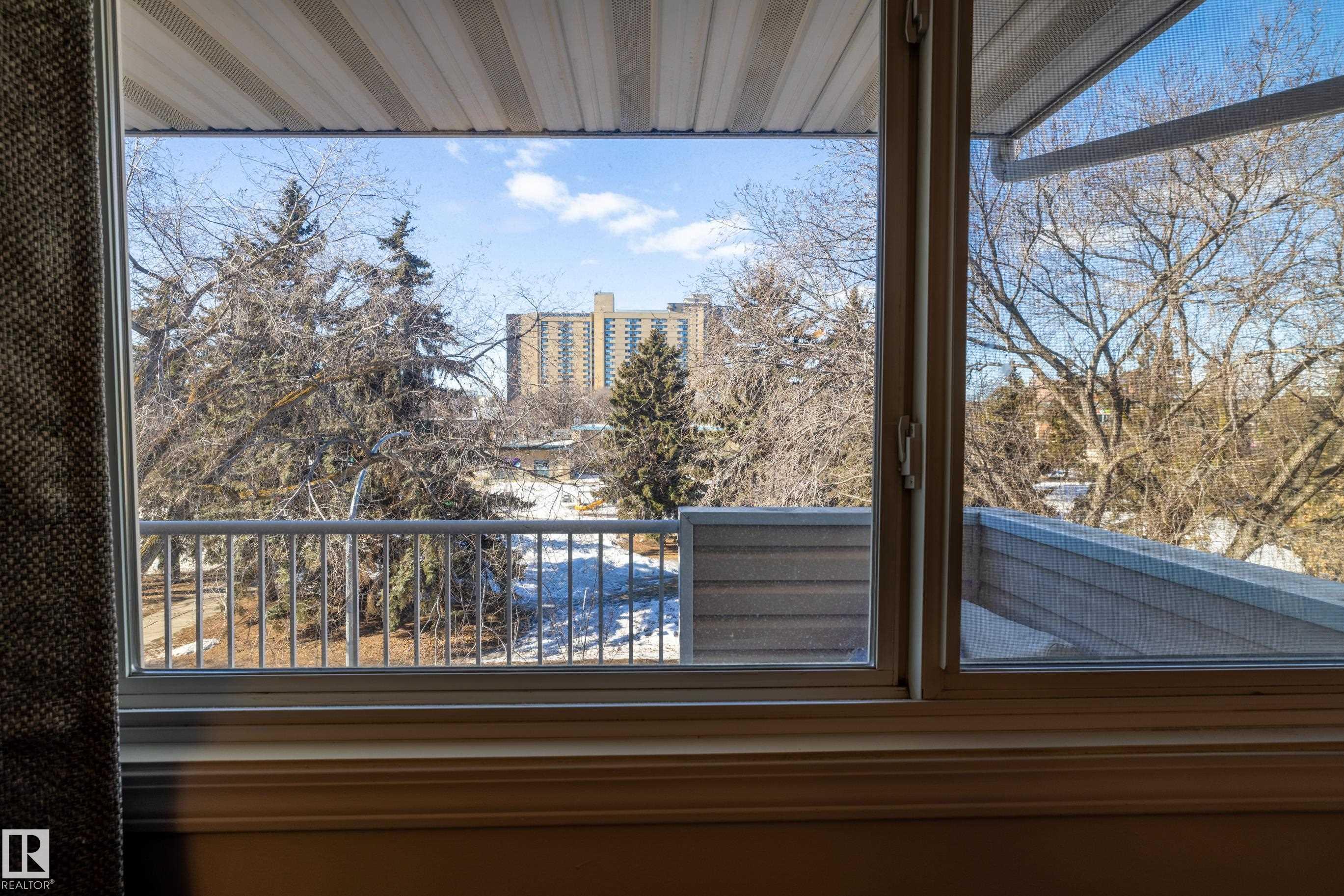 Photo 13 at 403 - 10335 118 Street NW, Wîhkwêntôwin, Edmonton