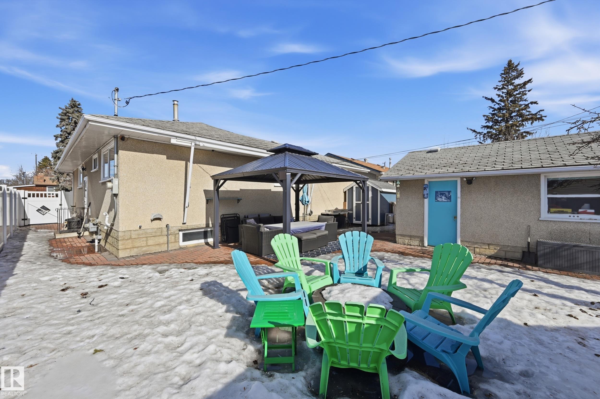 Photo 42 at 7719 71 Avenue NW, Avonmore, Edmonton