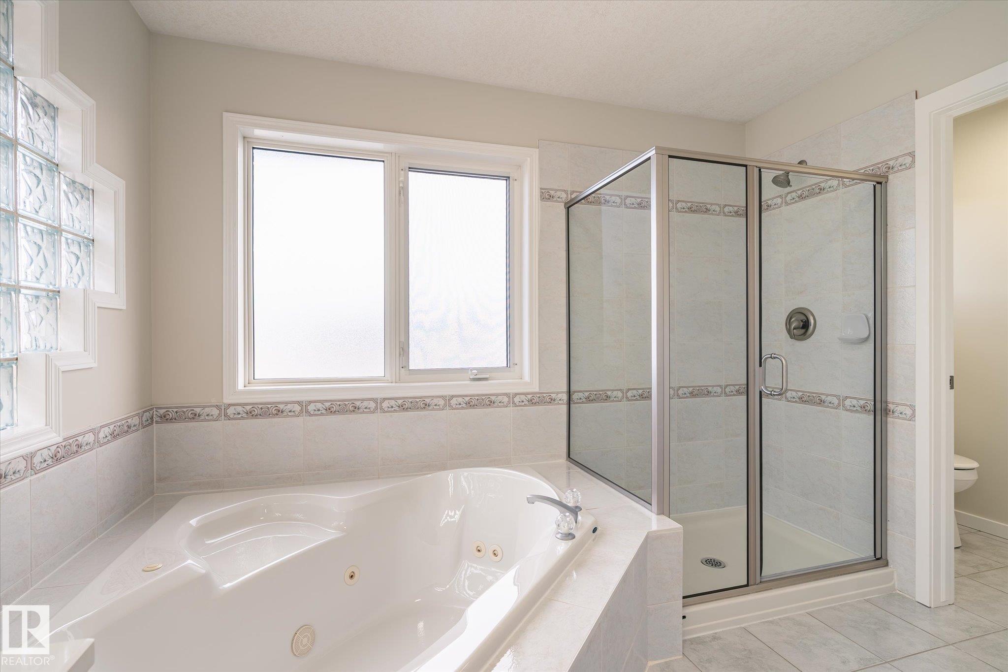 Photo 30 at 8616 159a Avenue NW, Belle Rive, Edmonton