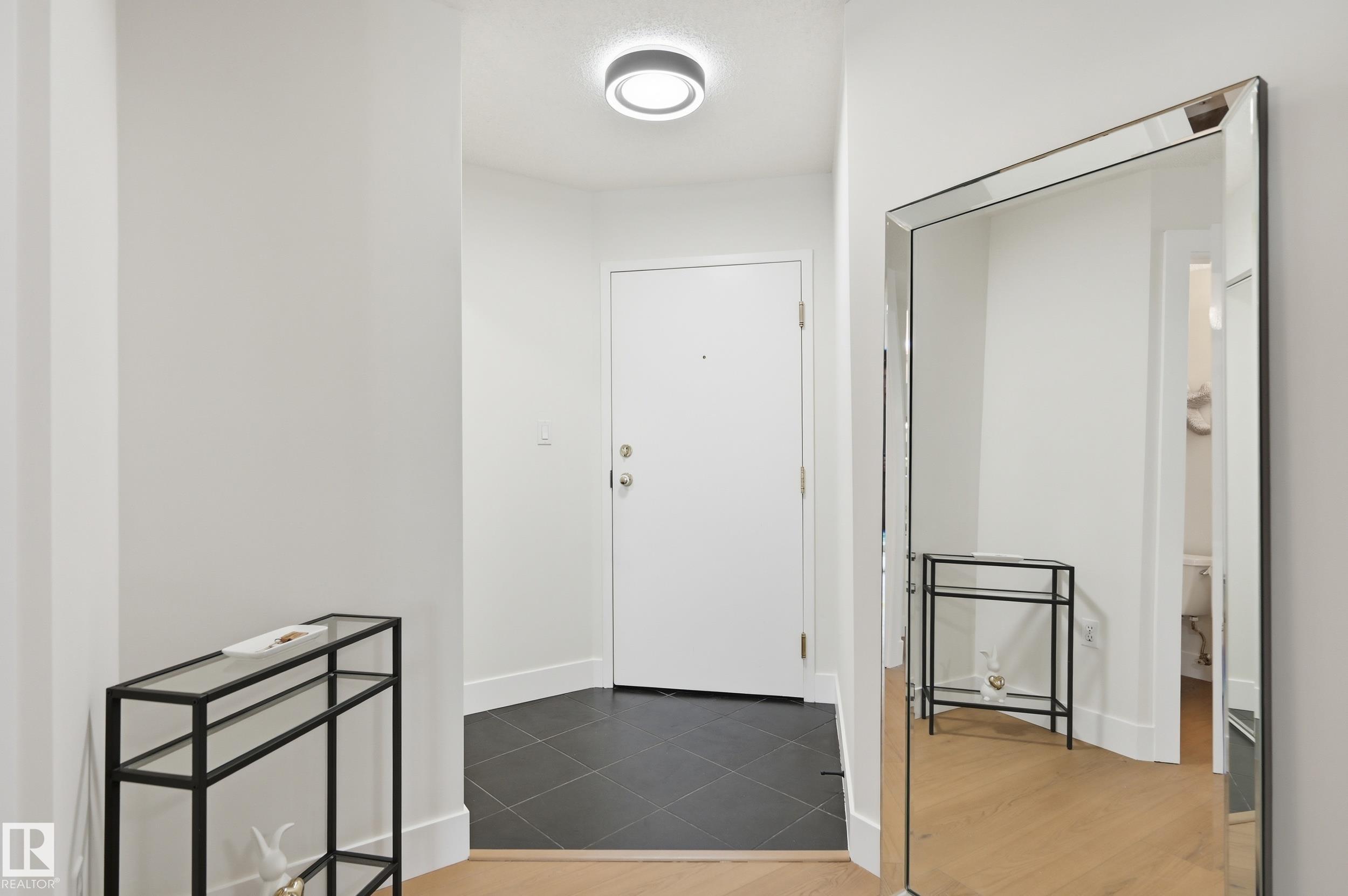 Photo 10 at 102 - 9620 174 Street NW, Terra Losa, Edmonton