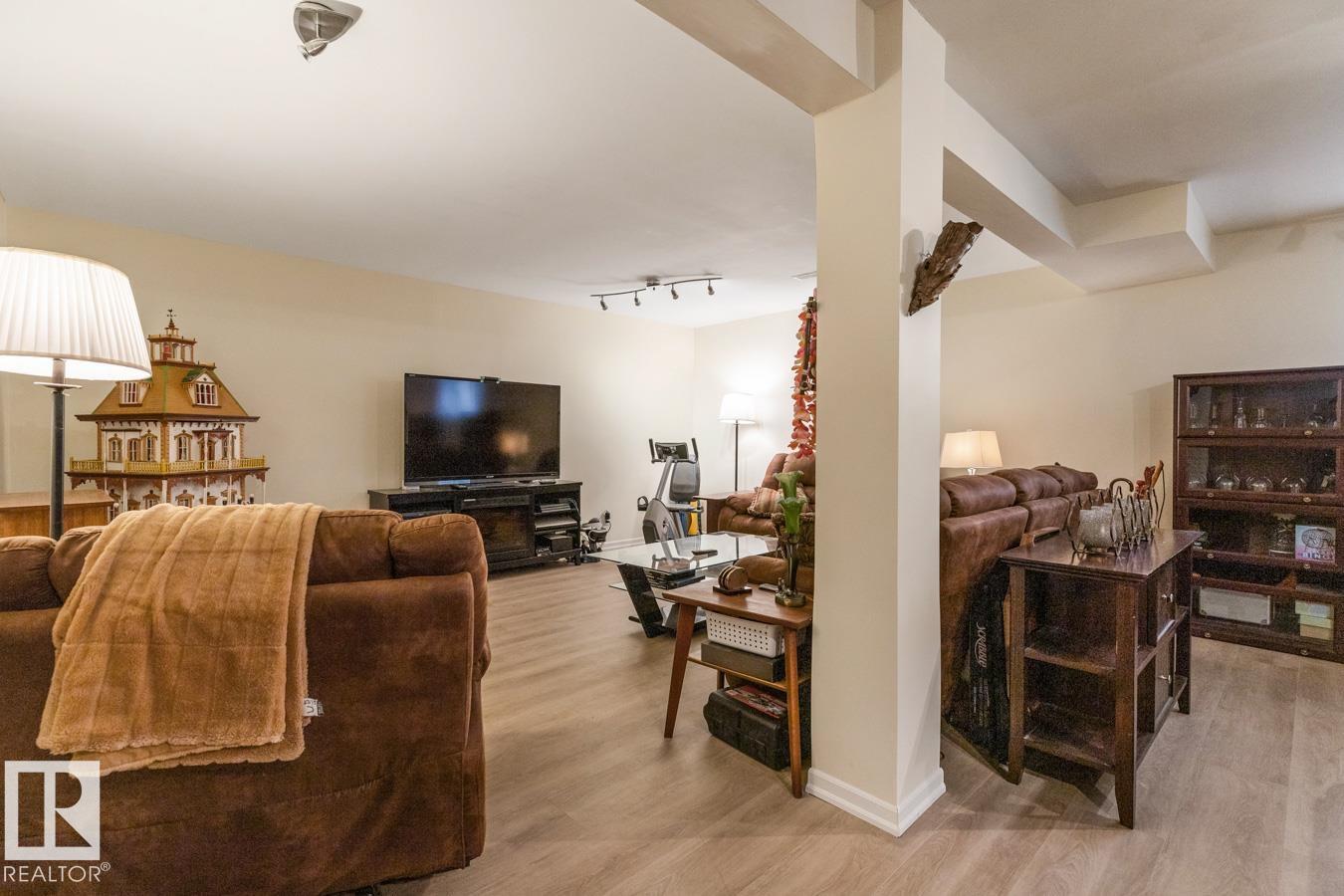 Photo 31 at 454 Ormsby Road W NW, Ormsby Place, Edmonton