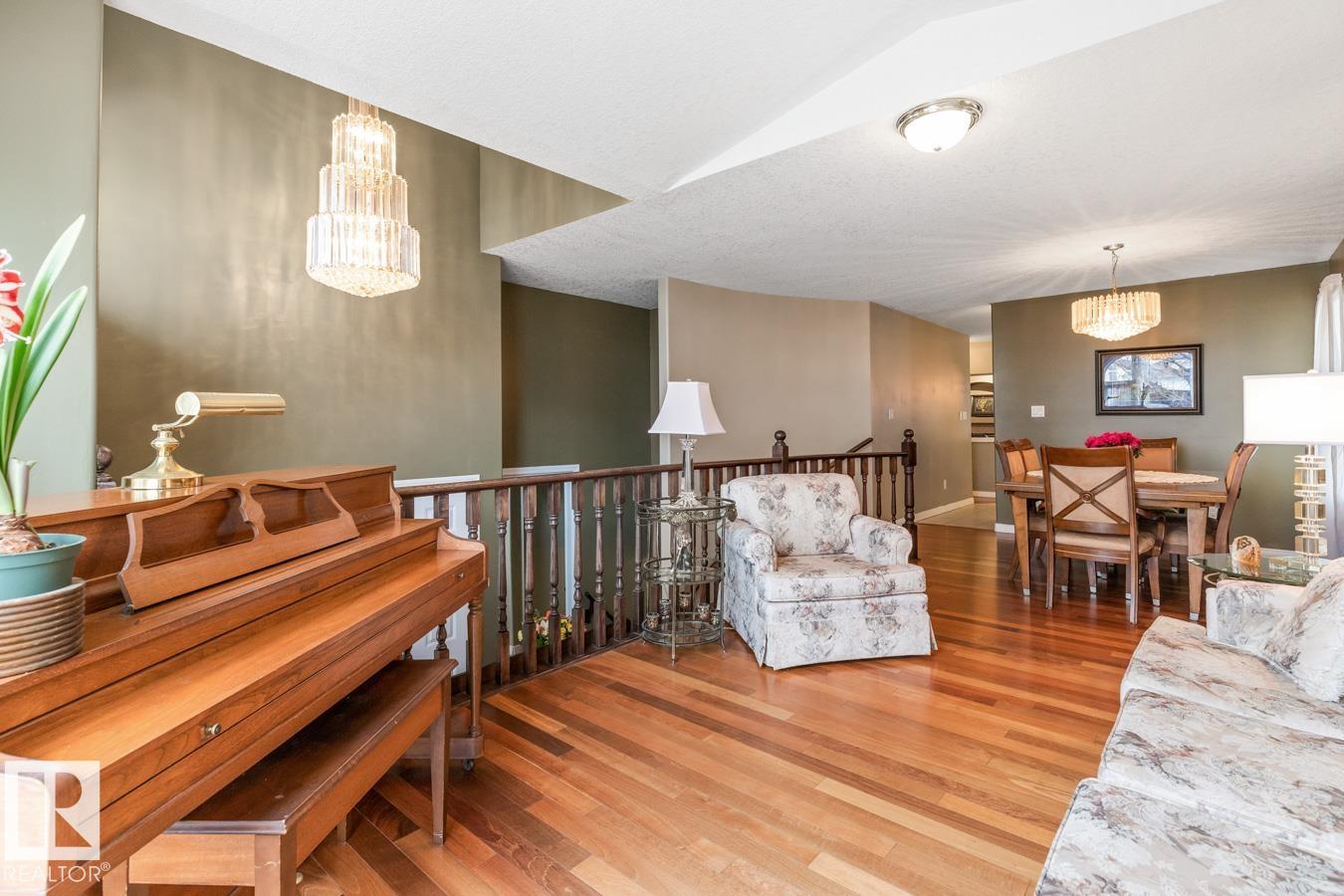 Photo 8 at 454 Ormsby Road W NW, Ormsby Place, Edmonton