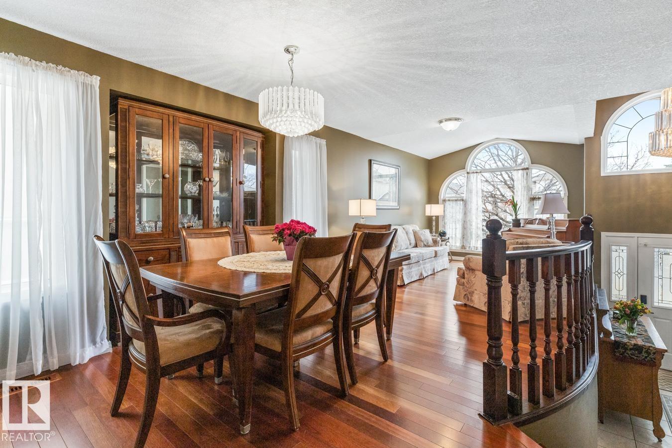 Photo 9 at 454 Ormsby Road W NW, Ormsby Place, Edmonton