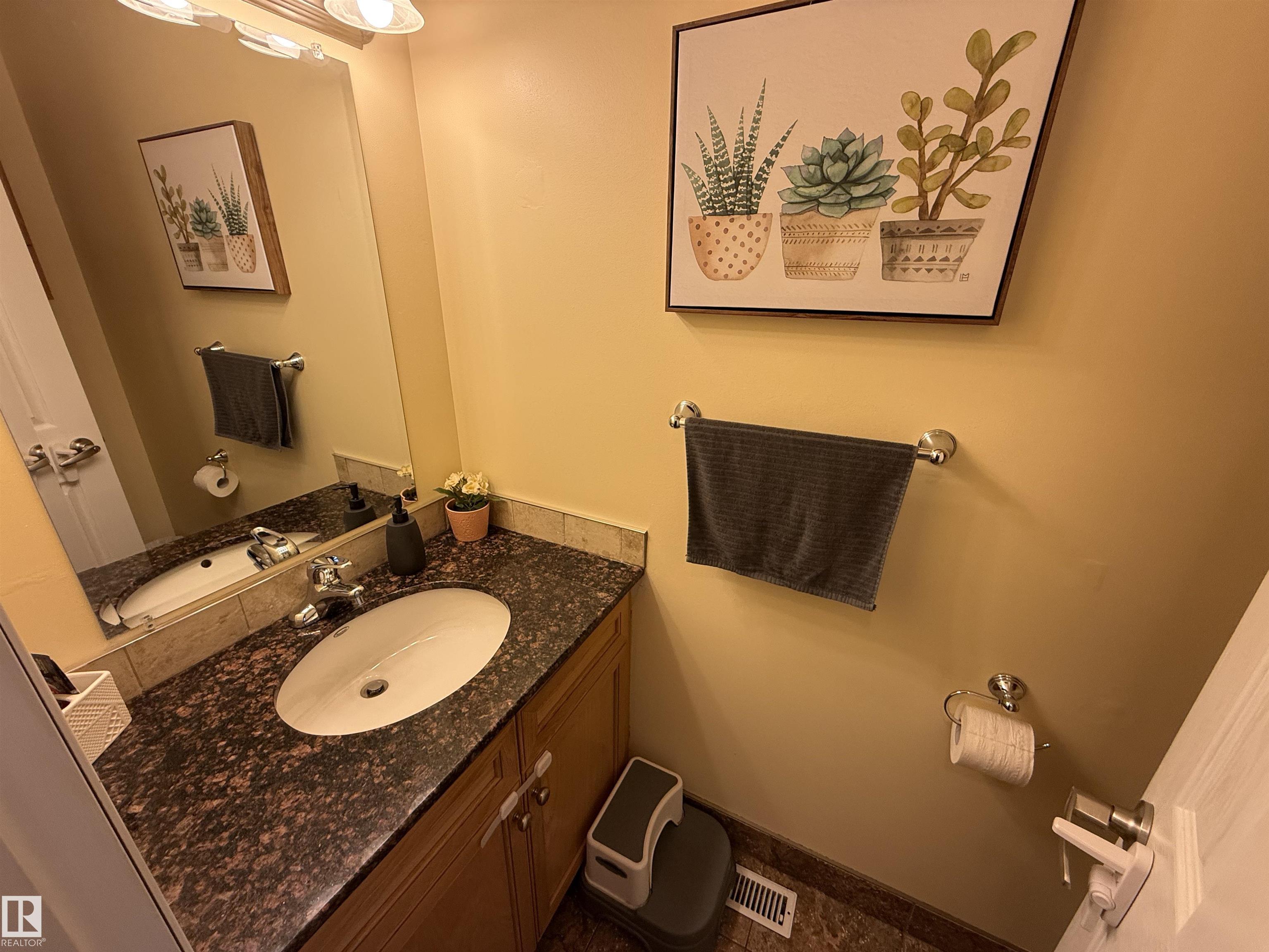 Photo 23 at 50 - 9619 180 Street NW, La Perle, Edmonton