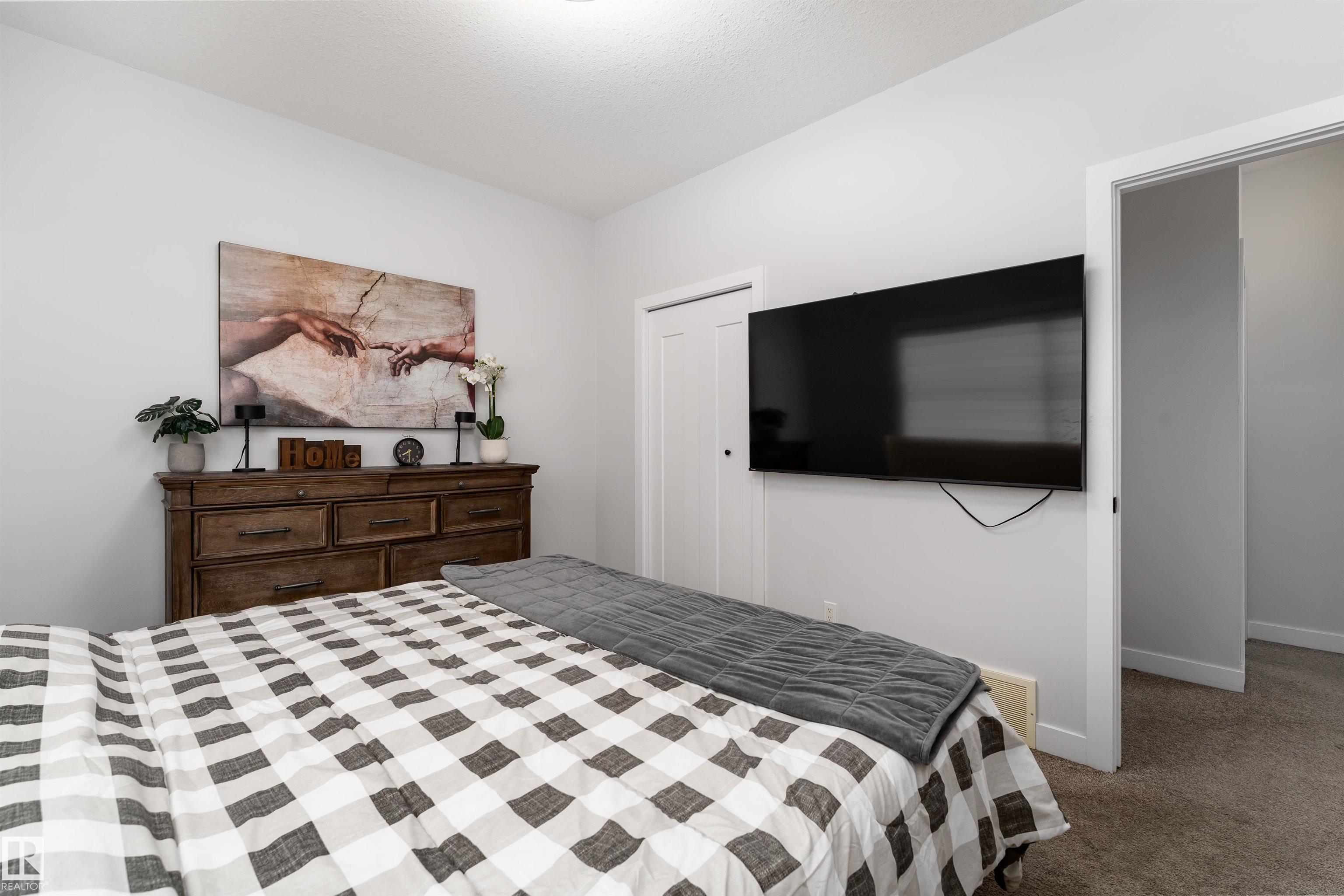 Photo 15 at 14709 - 125 Street Street NW, Baranow, Edmonton