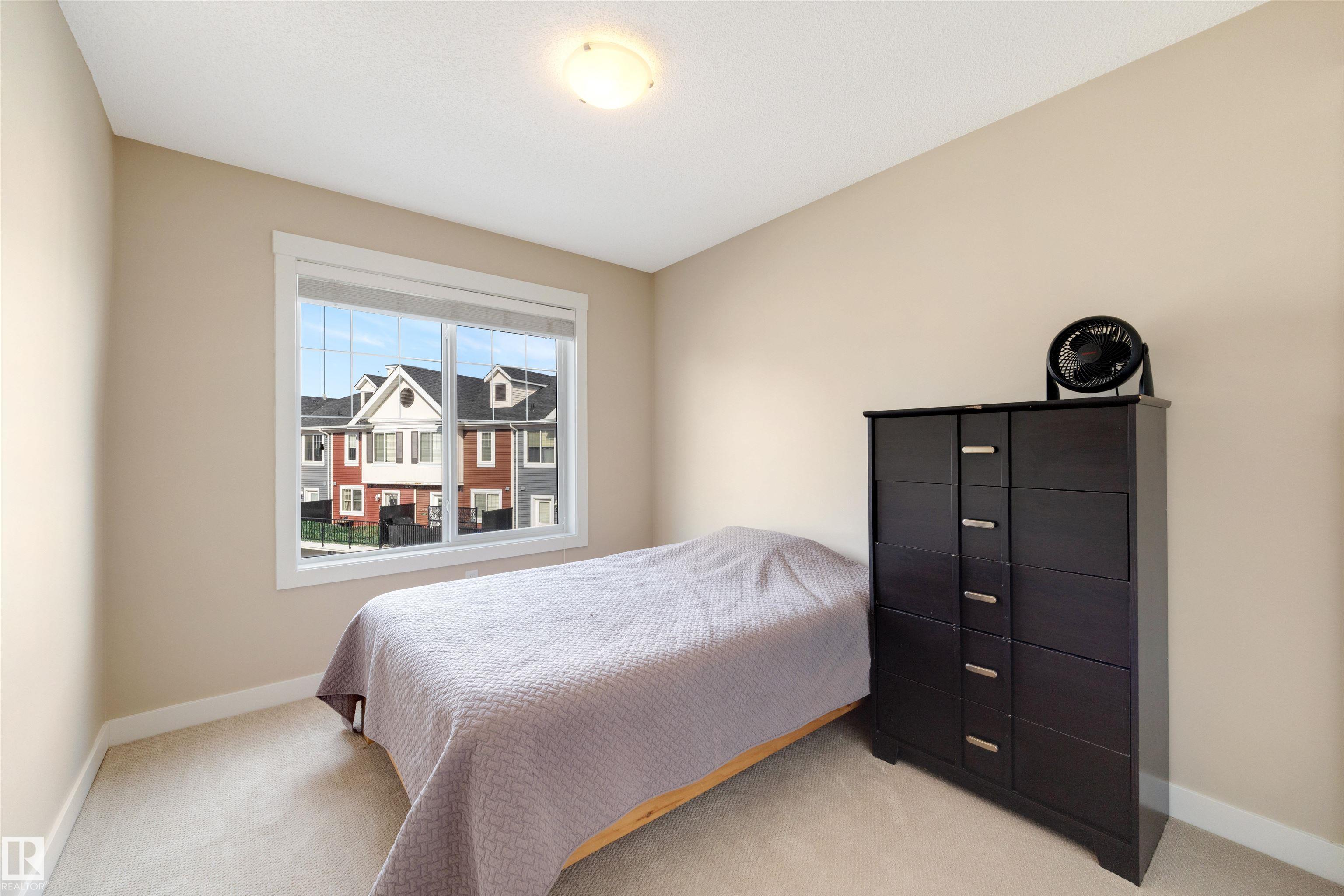 Photo 17 at 33 - 8315 180 Avenue NW, Klarvatten, Edmonton