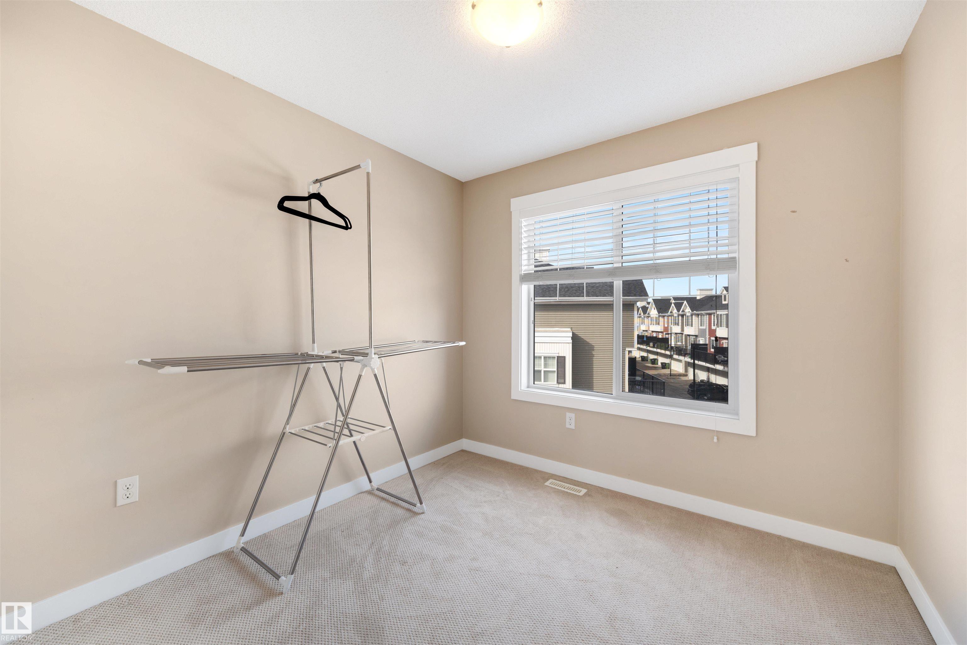 Photo 18 at 33 - 8315 180 Avenue NW, Klarvatten, Edmonton