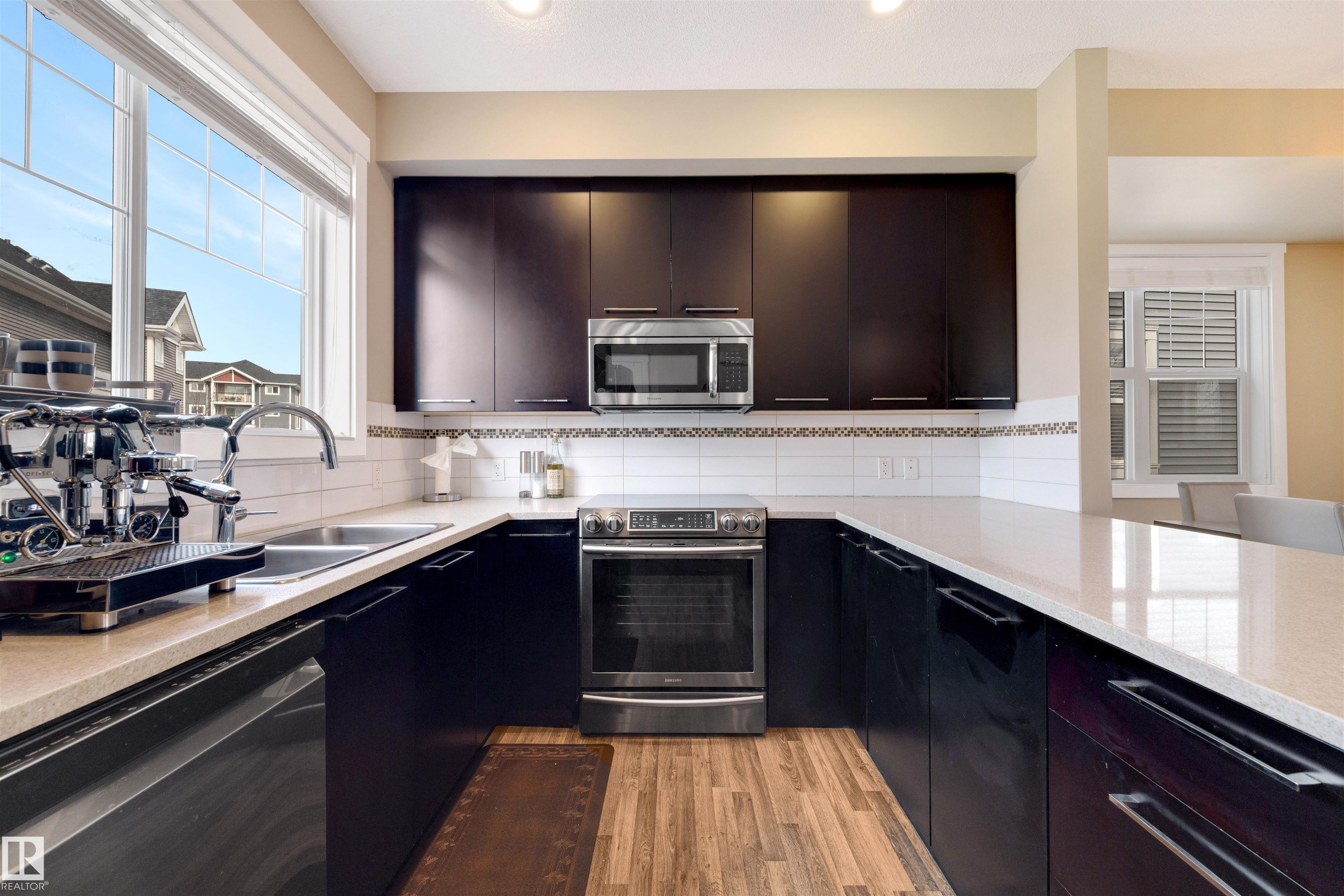 Photo 8 at 33 - 8315 180 Avenue NW, Klarvatten, Edmonton