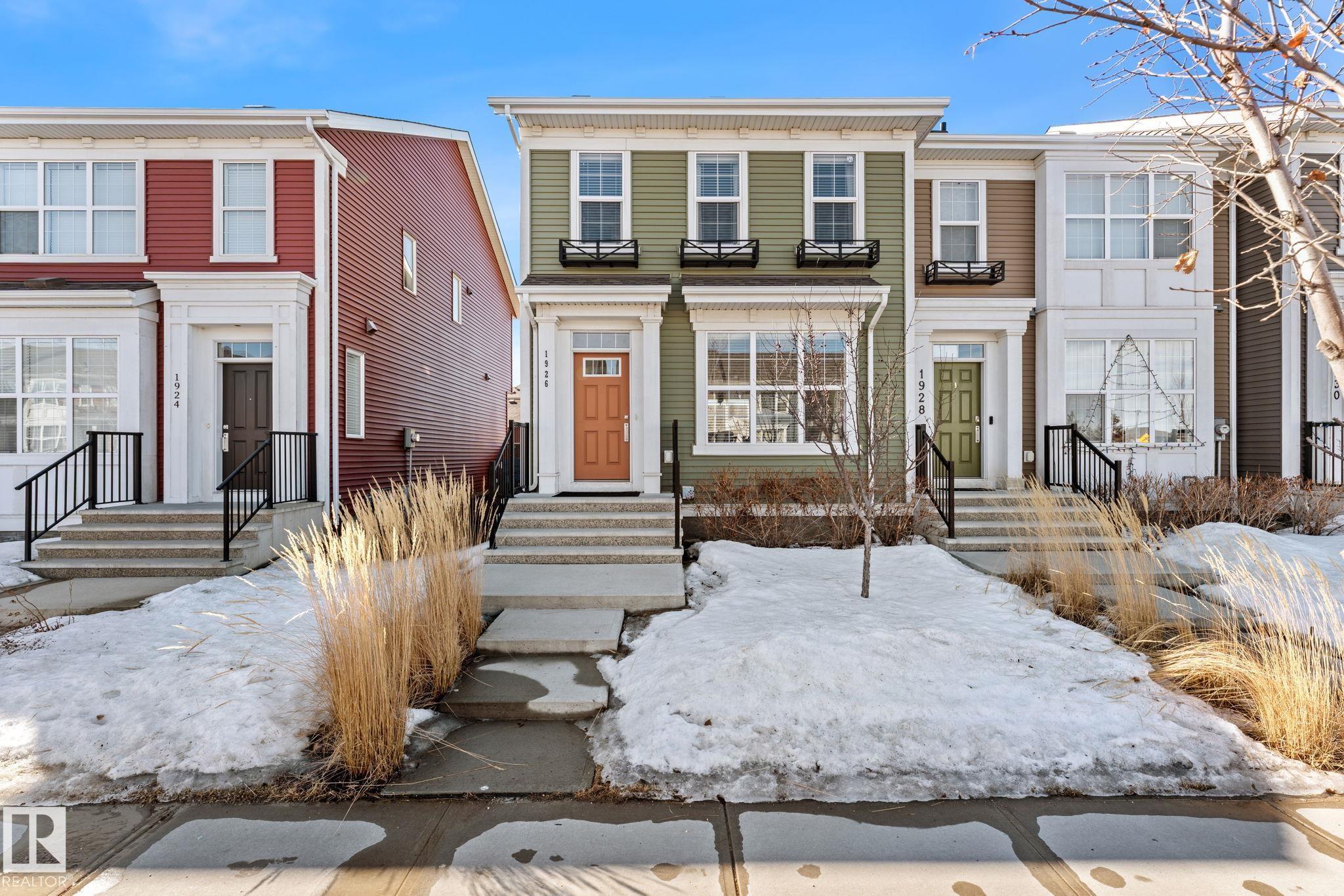 Photo 2 at 1926 24 Street NW, Laurel, Edmonton