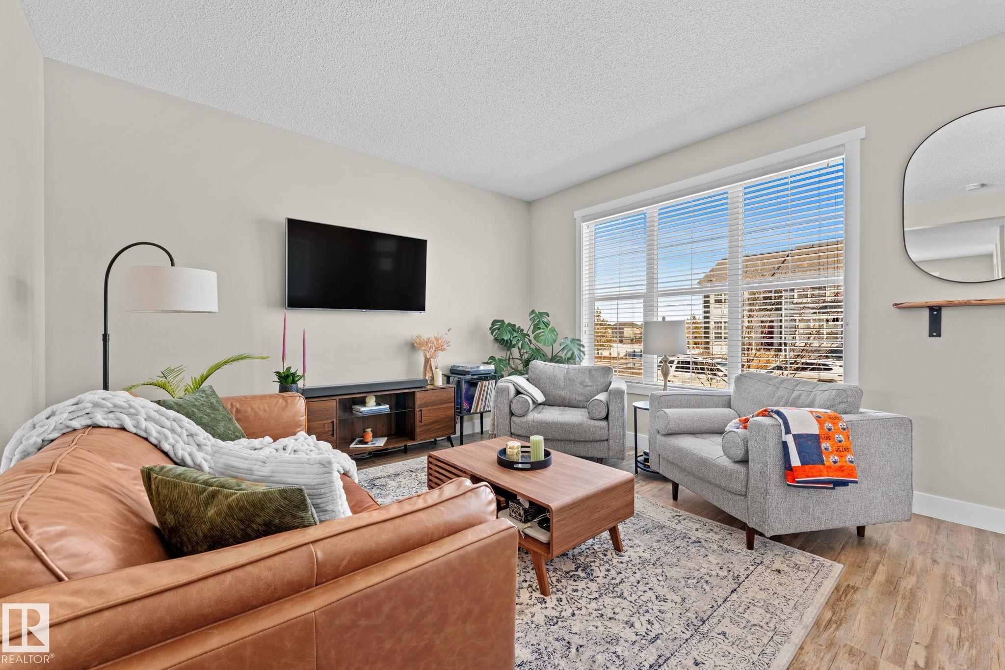 Photo 7 at 1926 24 Street NW, Laurel, Edmonton