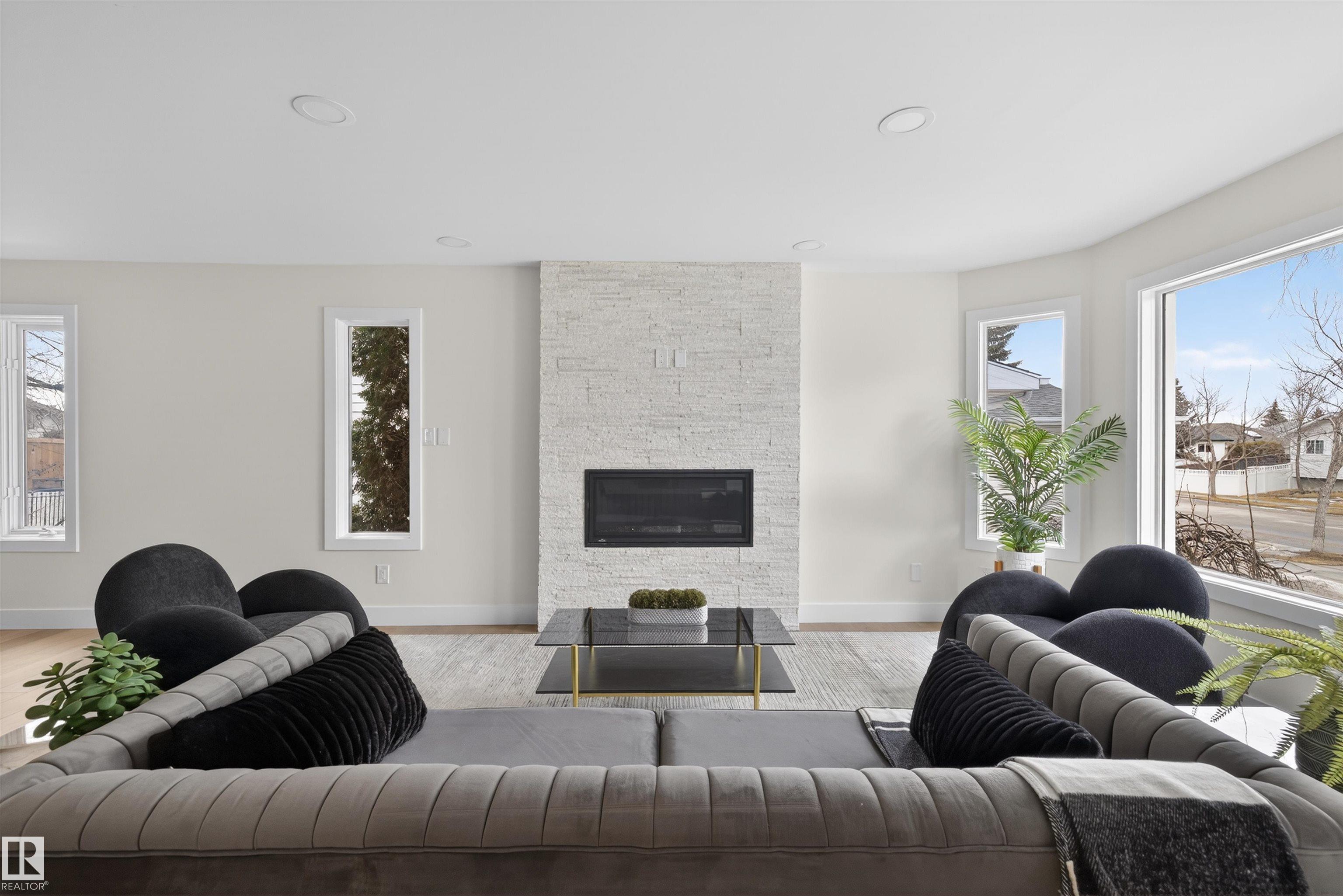 259 Regency Drive, Regency Park, Sherwood Park