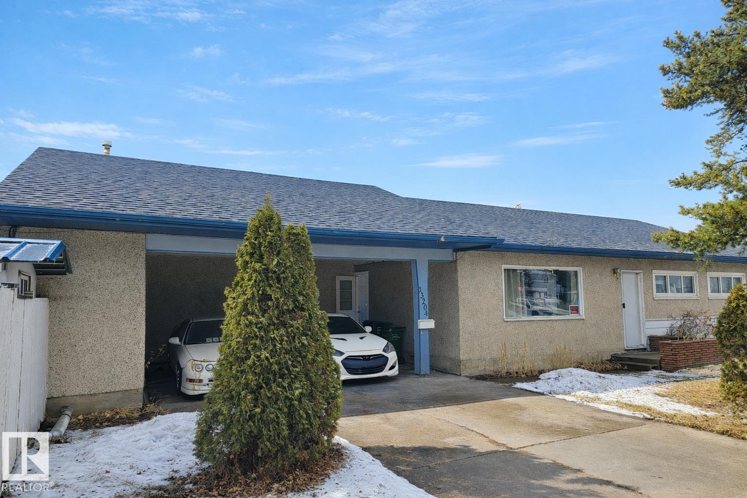 Photo 2 at 13204 131a Avenue NW, Athlone, Edmonton