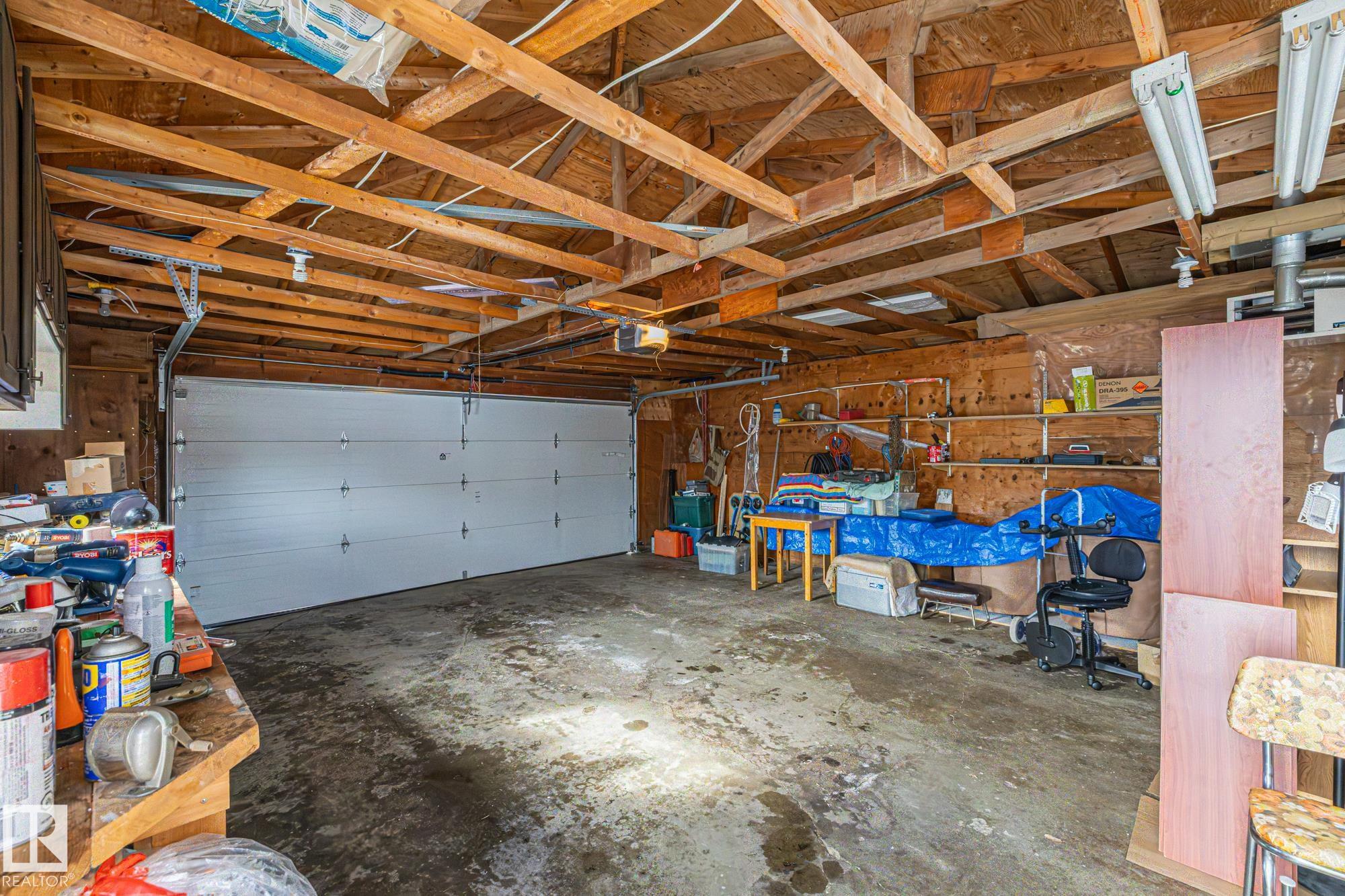 Photo 35 at 11431 149 Avenue NW, Caernarvon, Edmonton