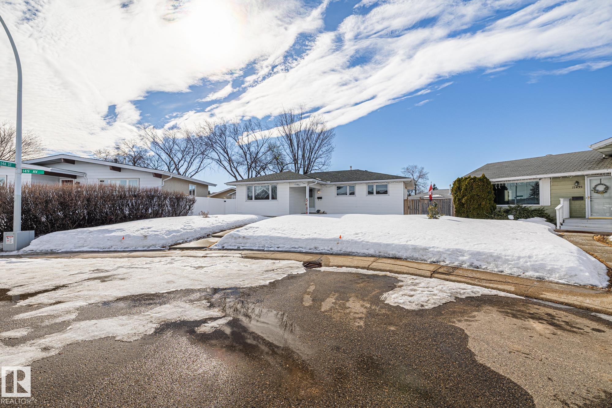 Photo 40 at 11431 149 Avenue NW, Caernarvon, Edmonton