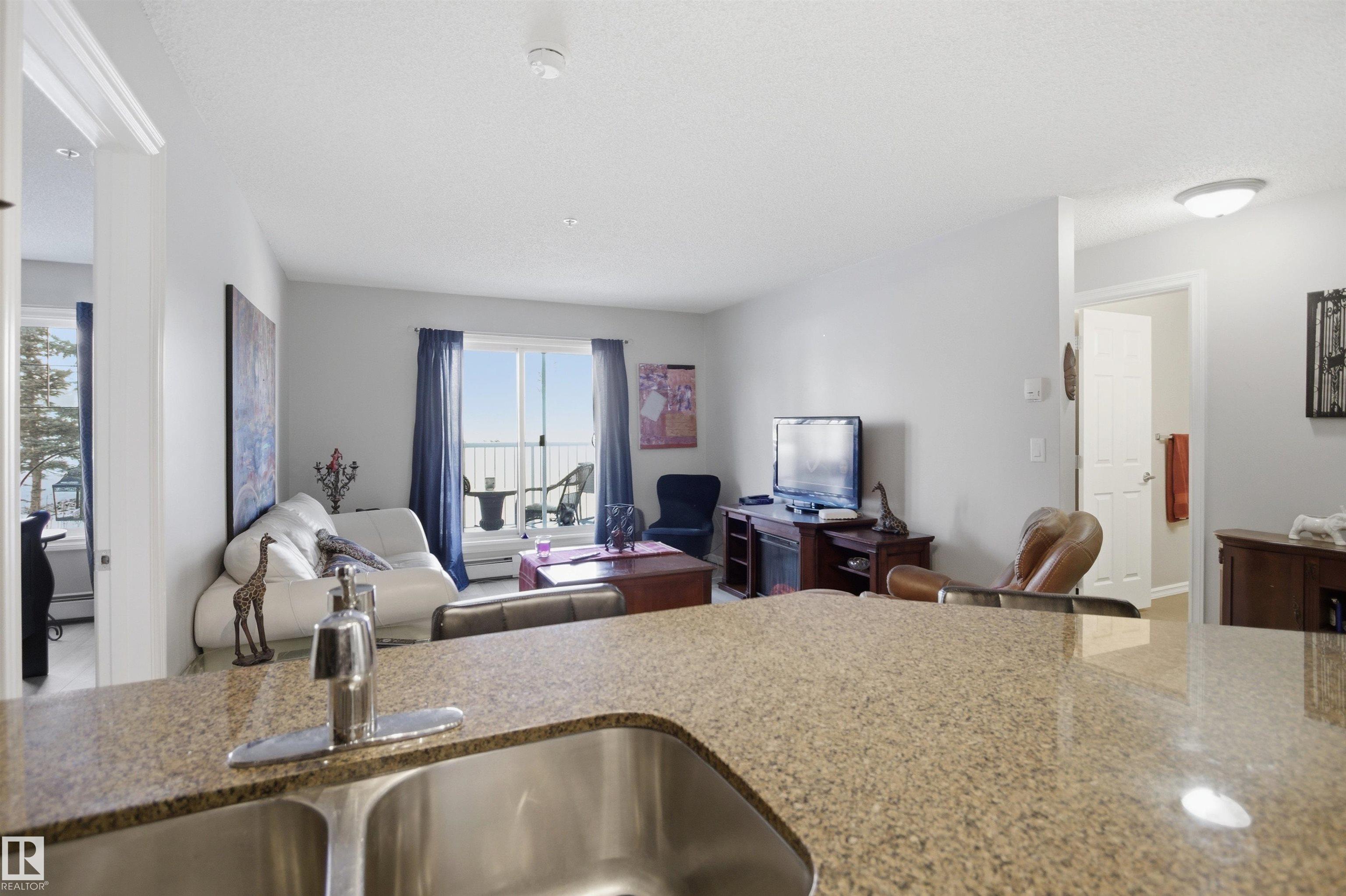 Photo 11 at 115 - 2208 44 Avenue NW, Larkspur, Edmonton