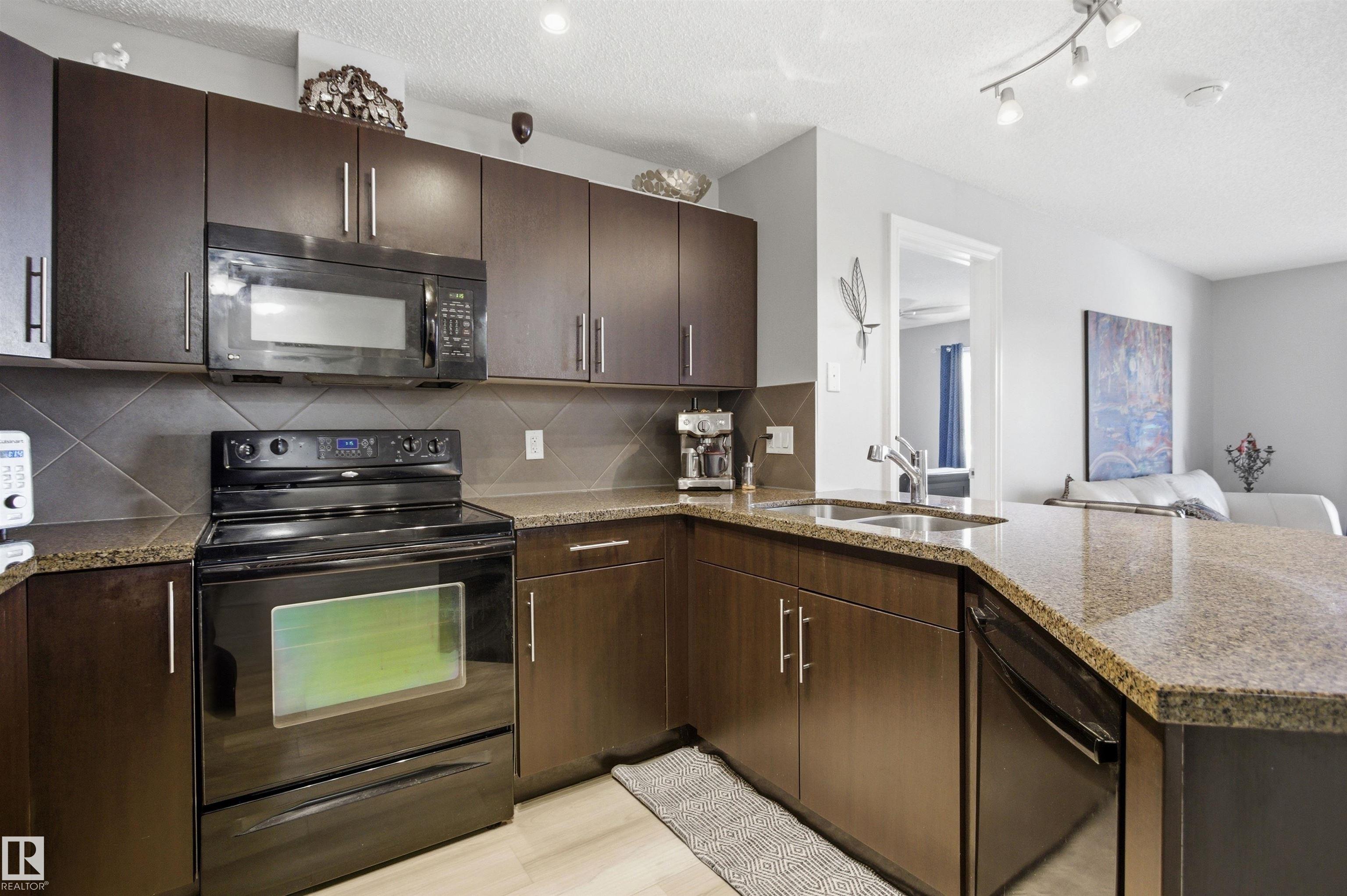 Photo 10 at 115 - 2208 44 Avenue NW, Larkspur, Edmonton