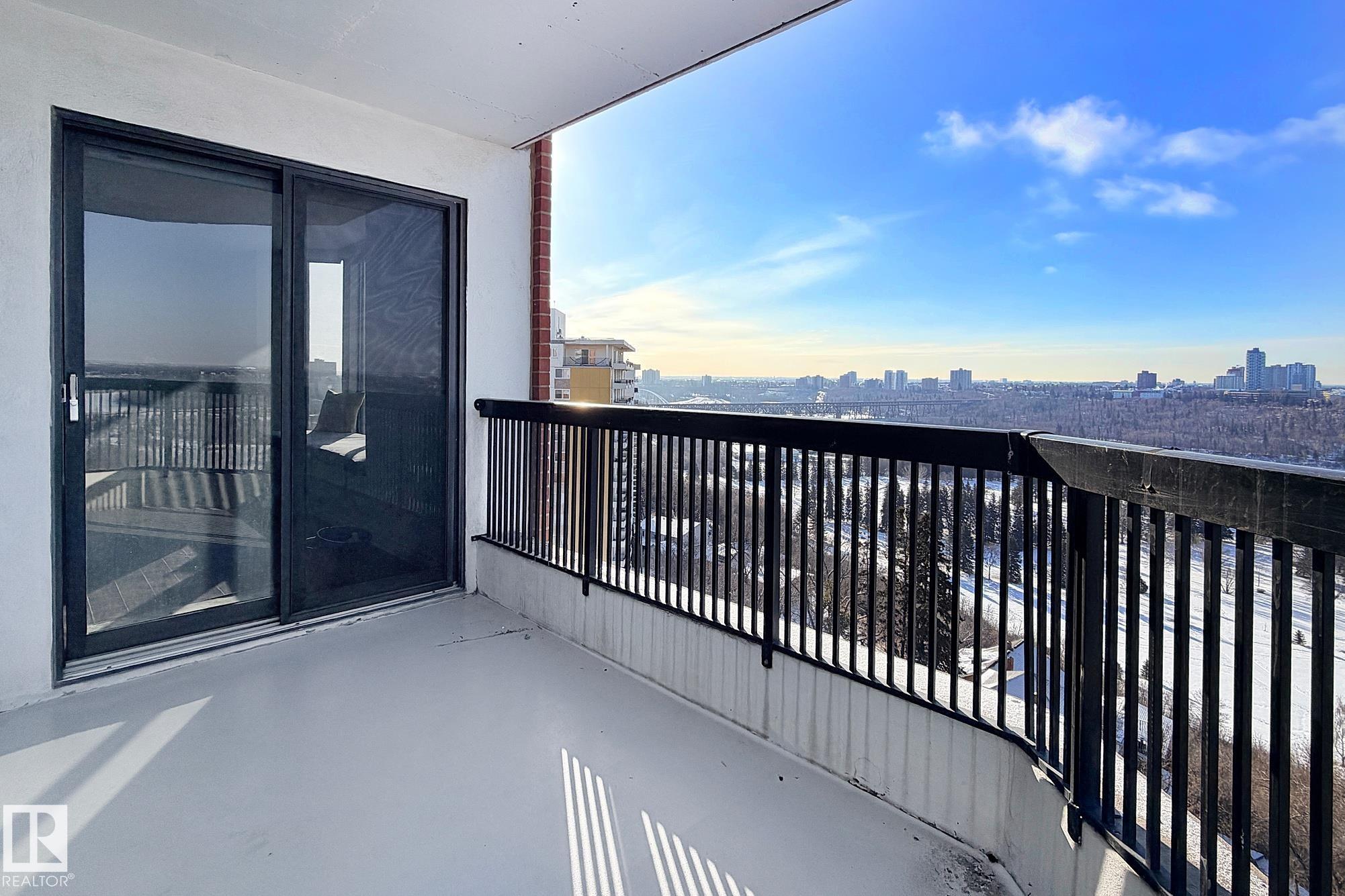 Photo 19 at 1504 - 11503 100 Avenue NW, Wîhkwêntôwin, Edmonton