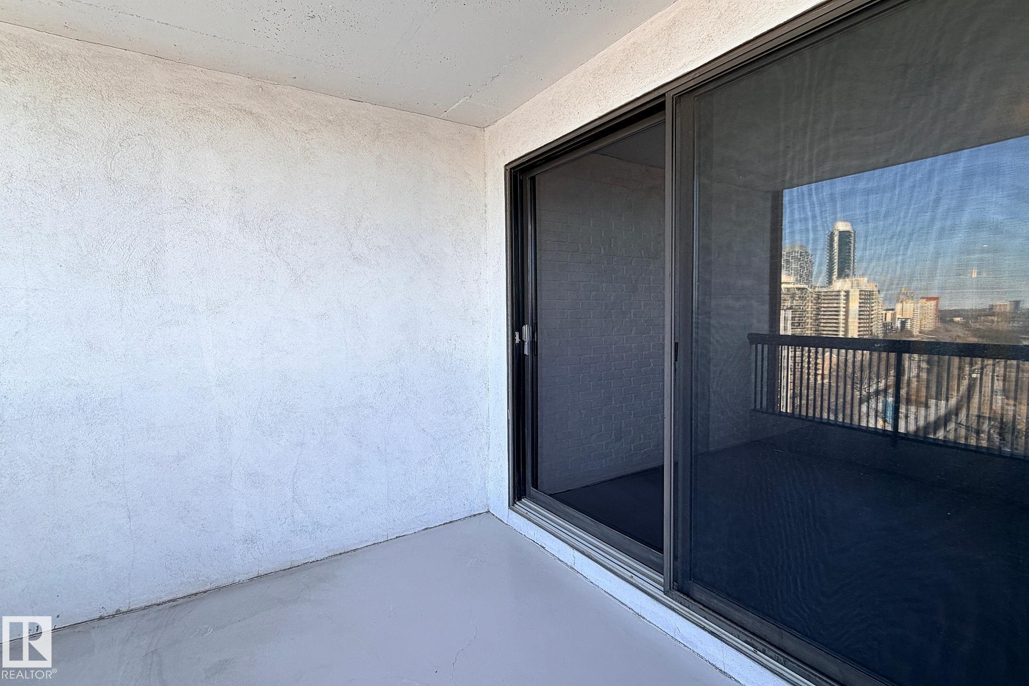 Photo 33 at 1504 - 11503 100 Avenue NW, Wîhkwêntôwin, Edmonton