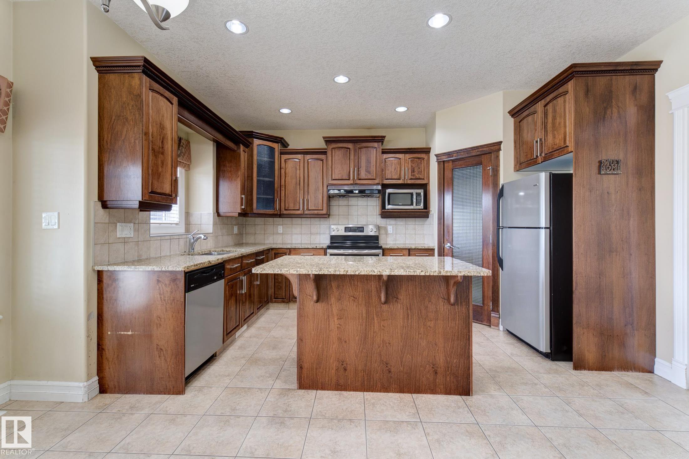 Photo 26 at 3621 28a Street NW, Wild Rose, Edmonton