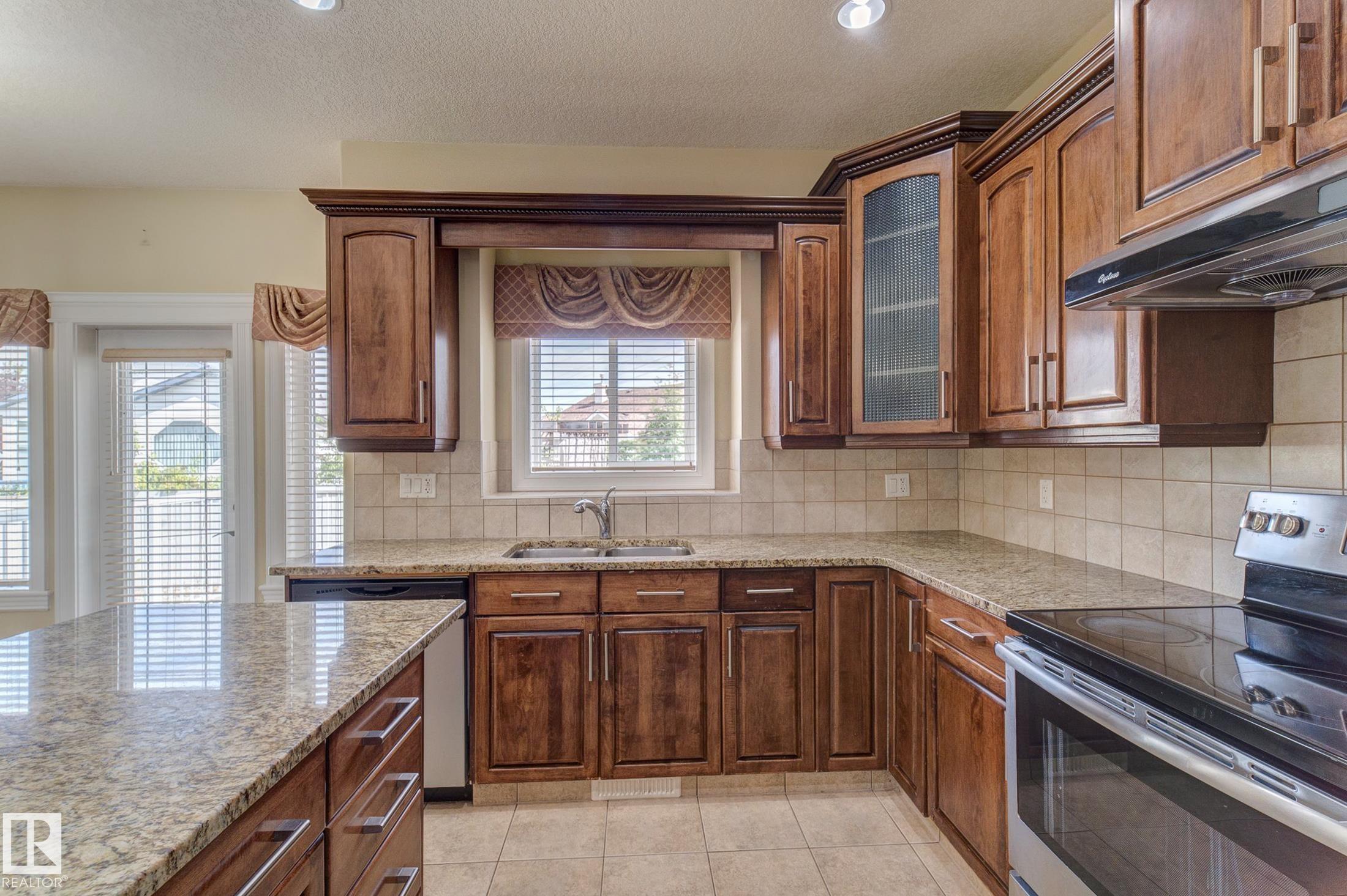 Photo 30 at 3621 28a Street NW, Wild Rose, Edmonton