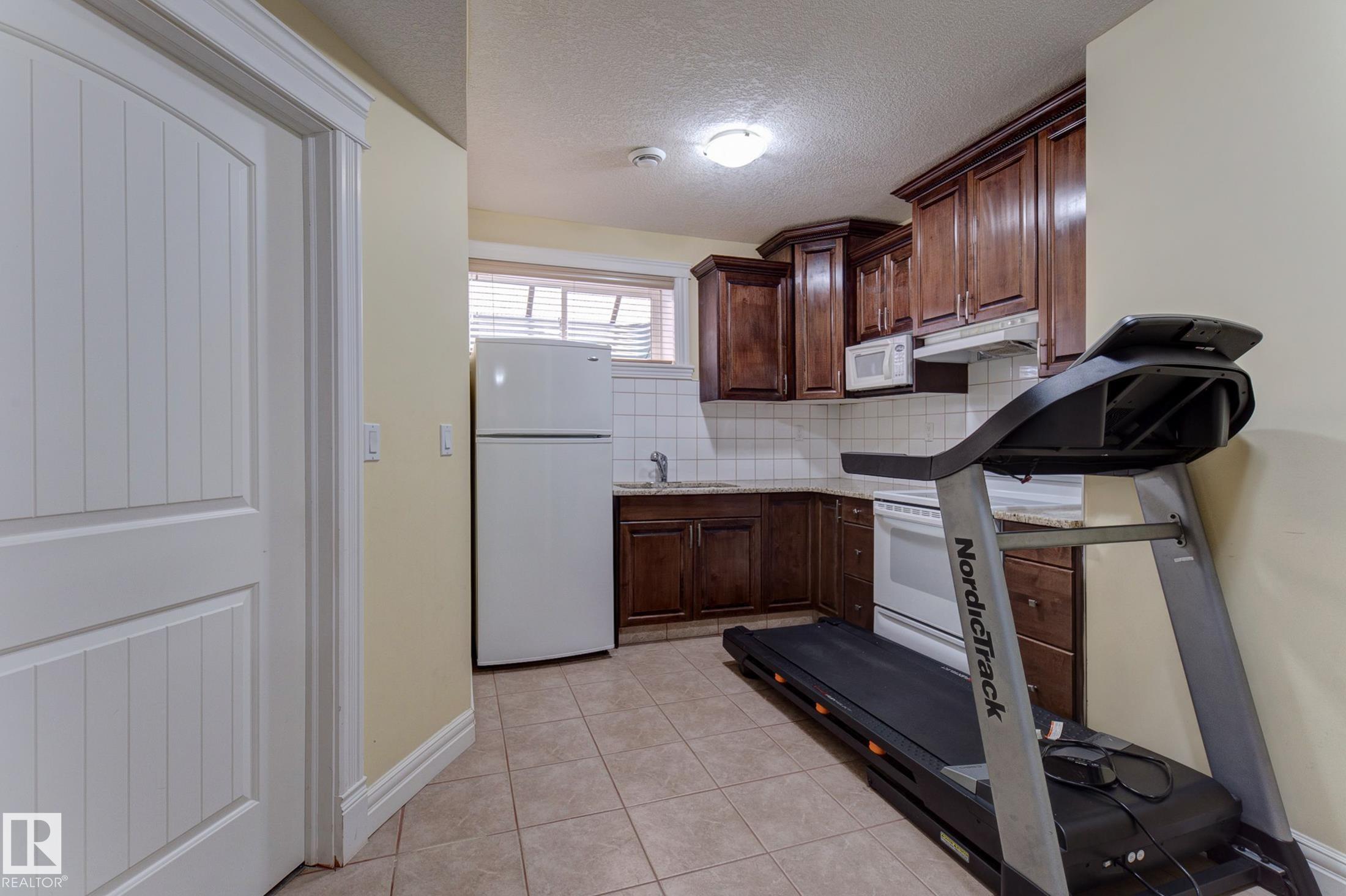 Photo 57 at 3621 28a Street NW, Wild Rose, Edmonton