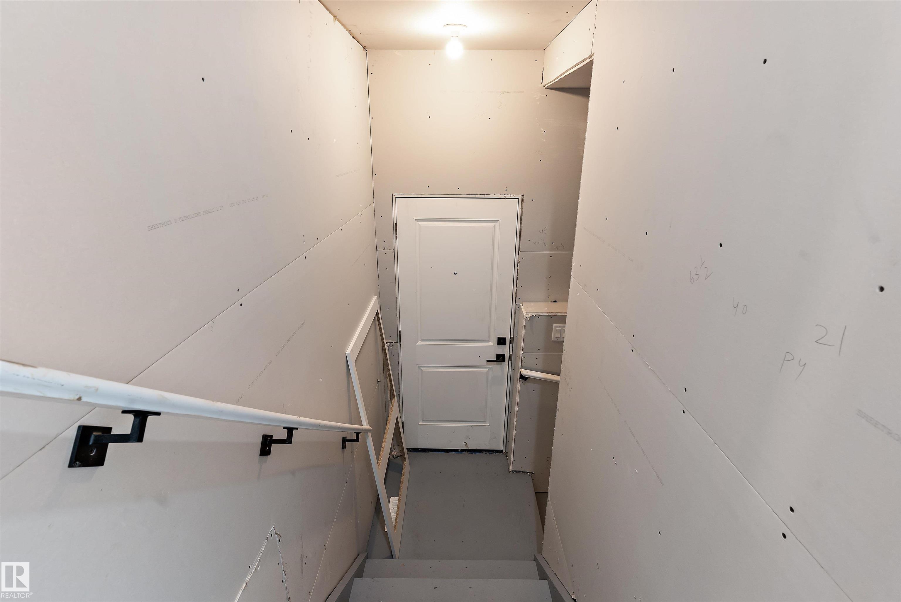 Photo 39 at 804 Elderberry crest NW, Edgemont, Edmonton