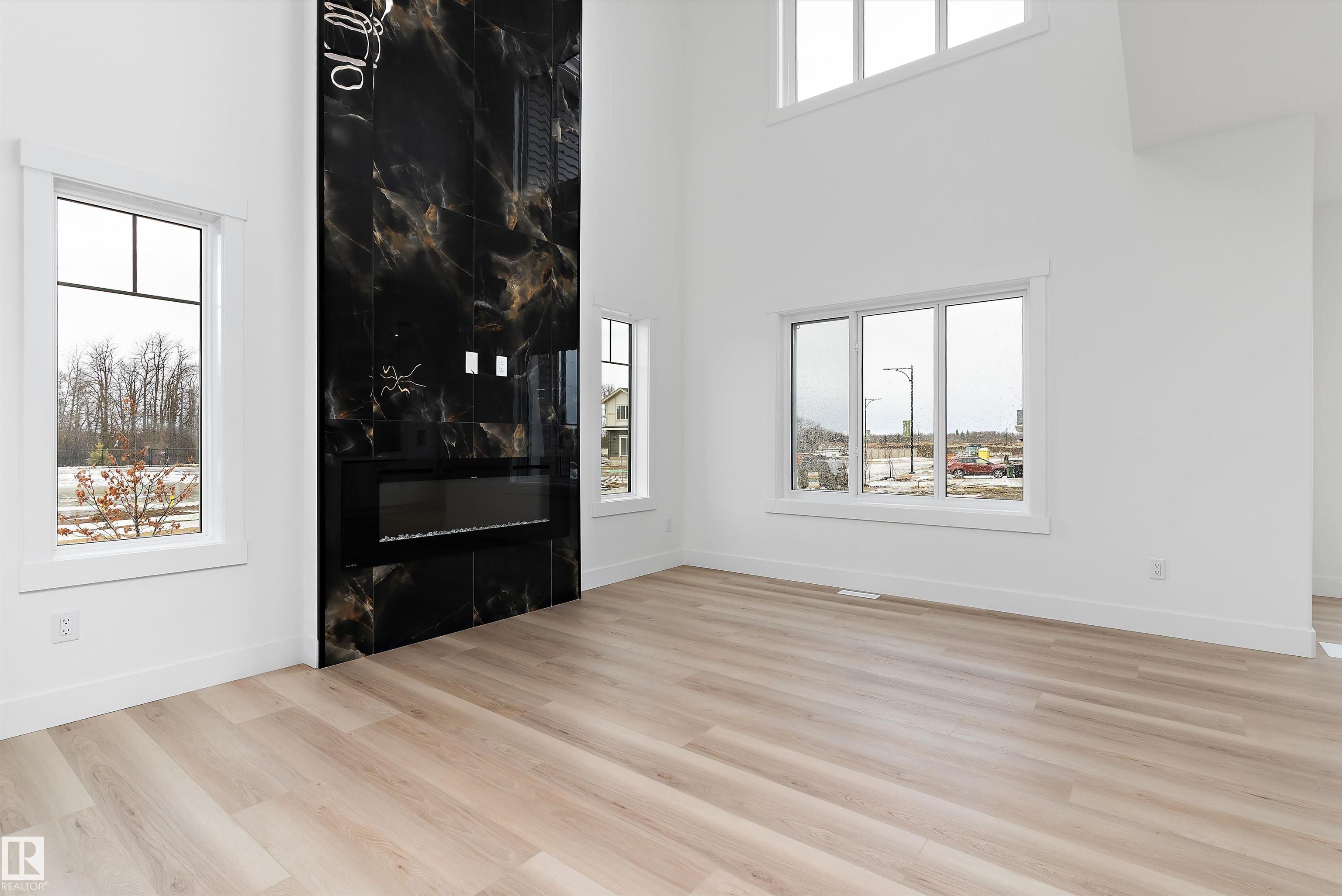 Photo 6 at 804 Elderberry crest NW, Edgemont, Edmonton