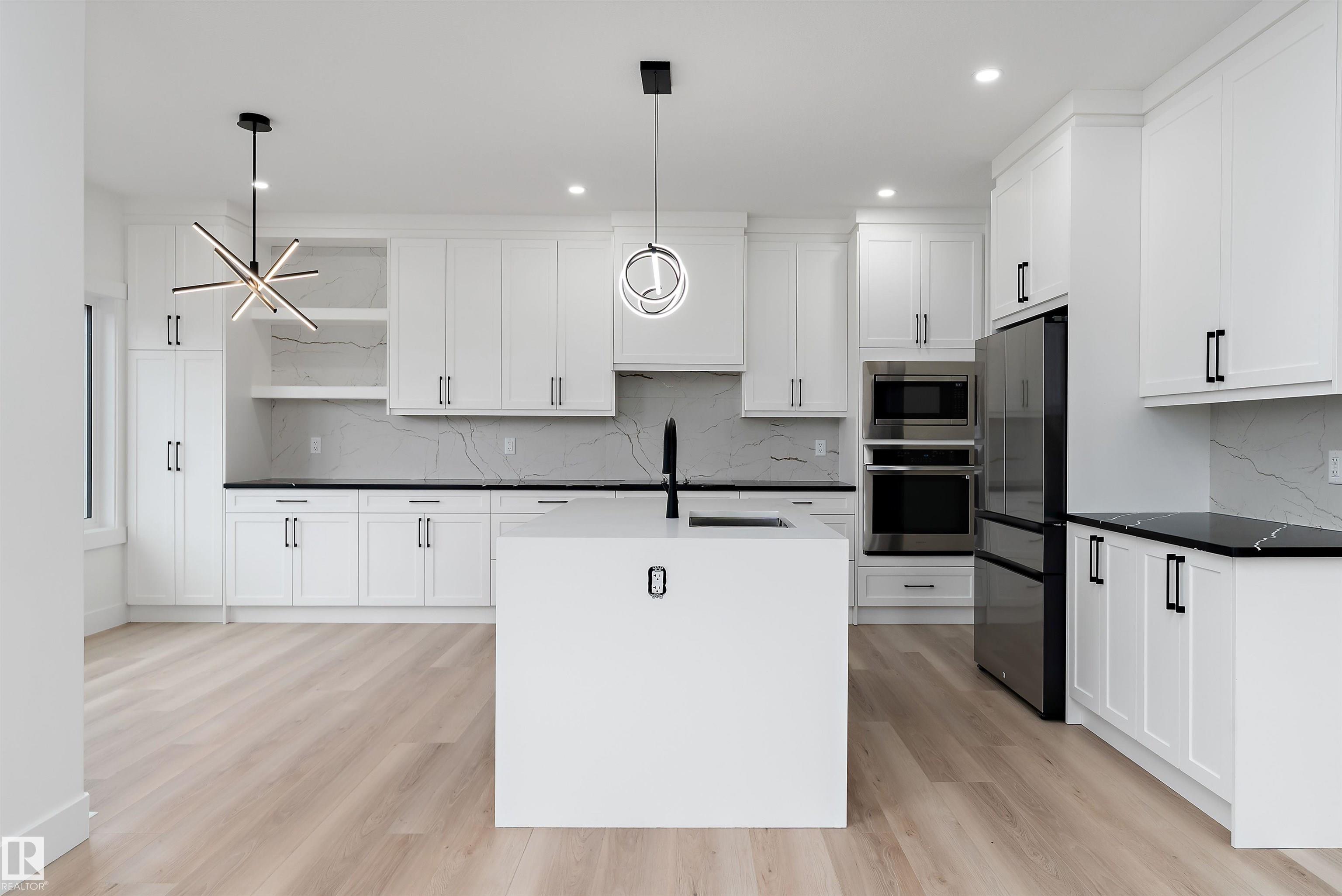 Photo 9 at 804 Elderberry crest NW, Edgemont, Edmonton