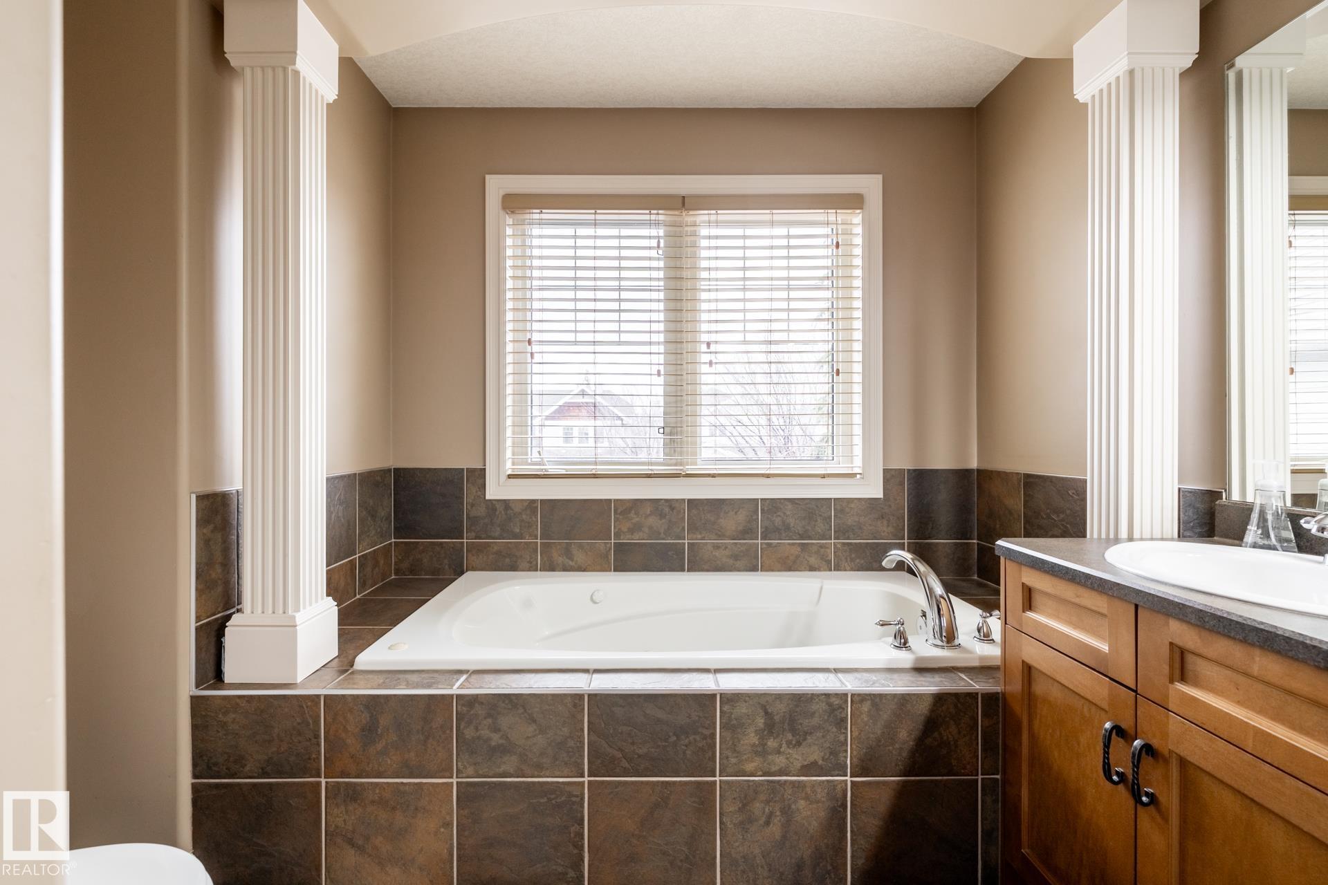 Photo 41 at 4815 209 Street NW, The Hamptons, Edmonton