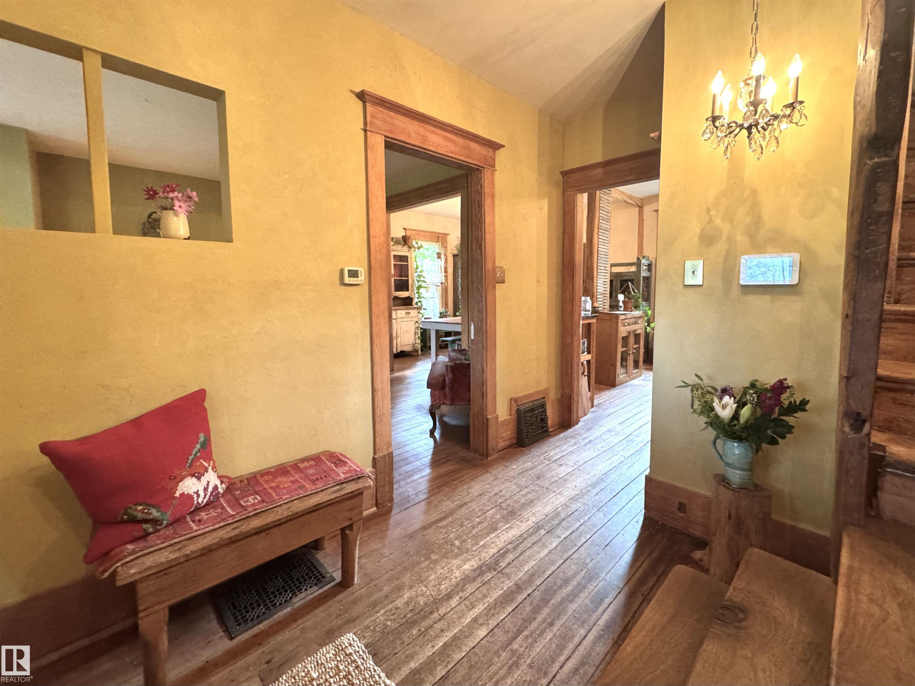 Photo 11 at 7024 105a Street NW, Queen Alexandra, Edmonton