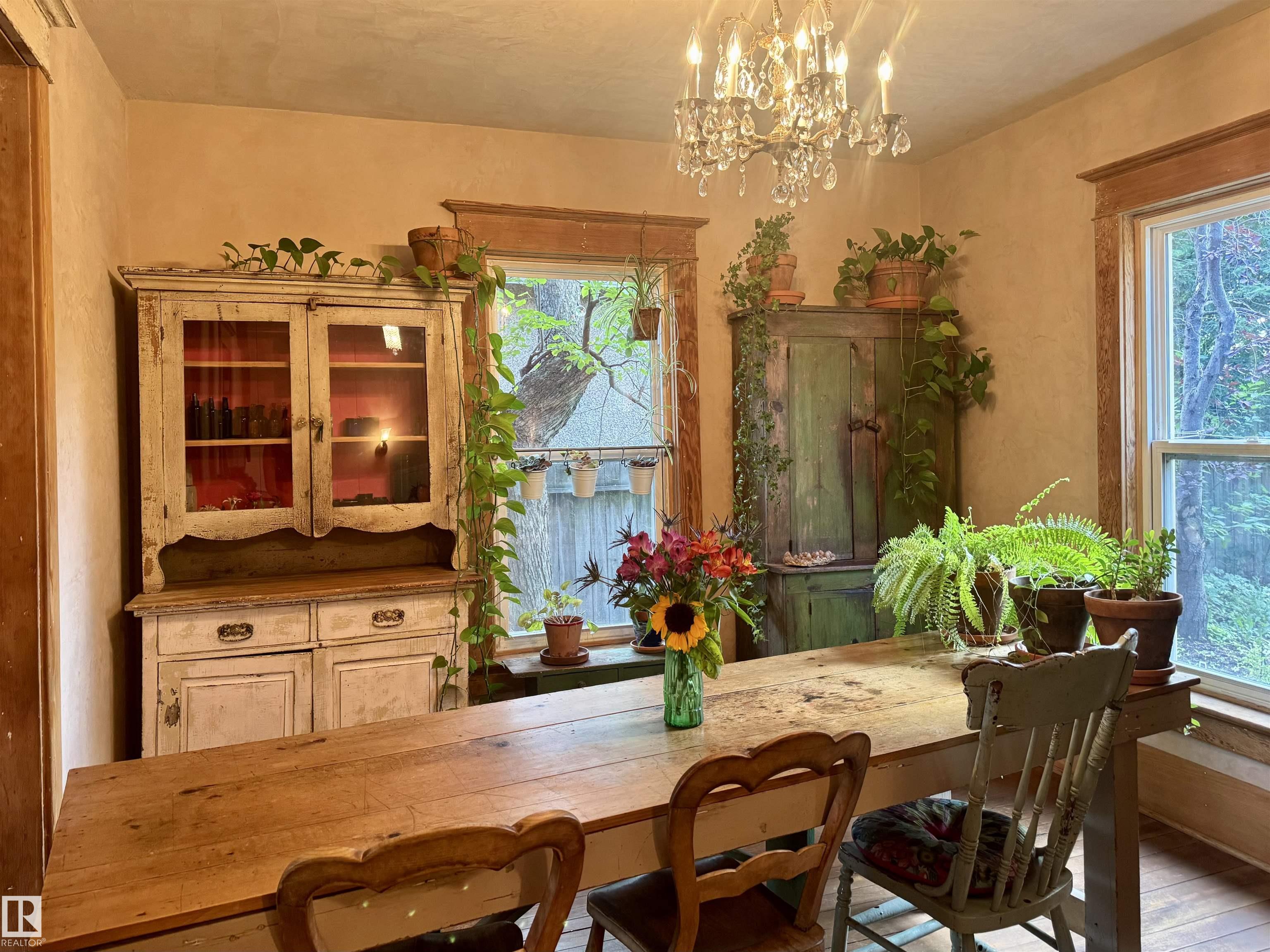 Photo 20 at 7024 105a Street NW, Queen Alexandra, Edmonton