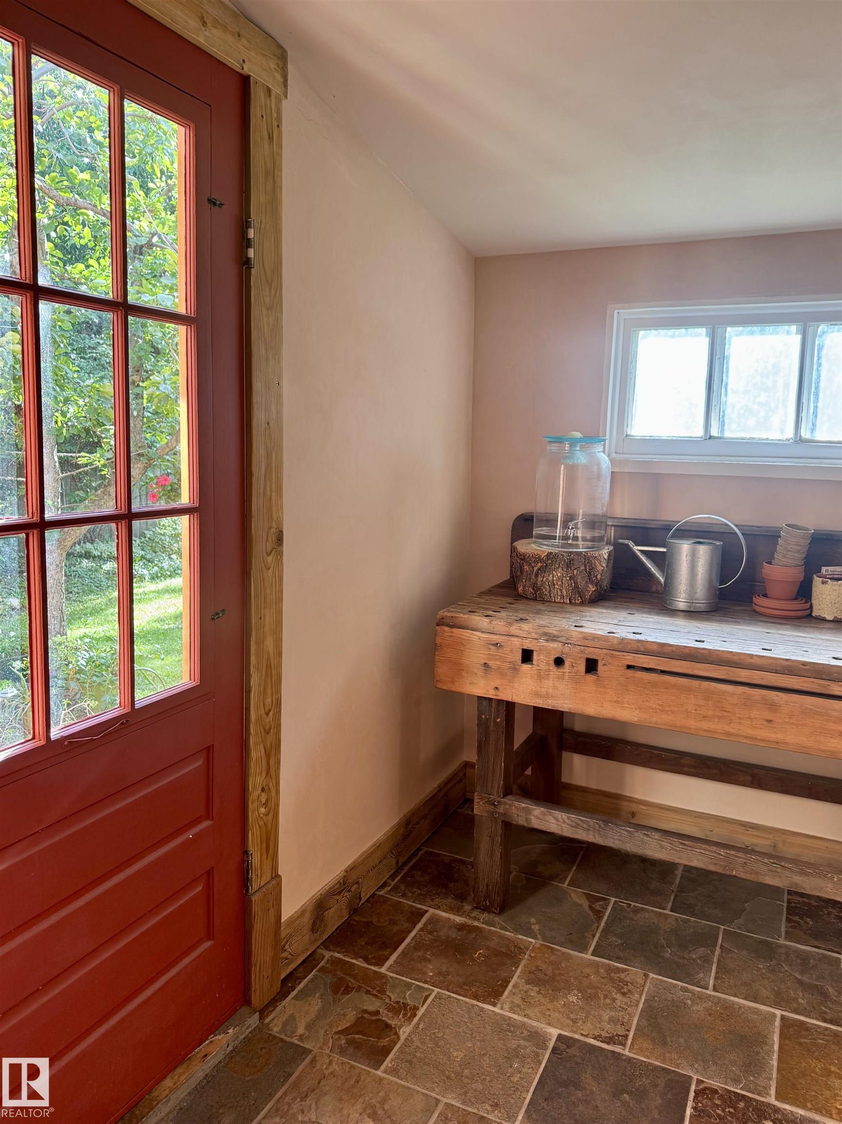 Photo 31 at 7024 105a Street NW, Queen Alexandra, Edmonton