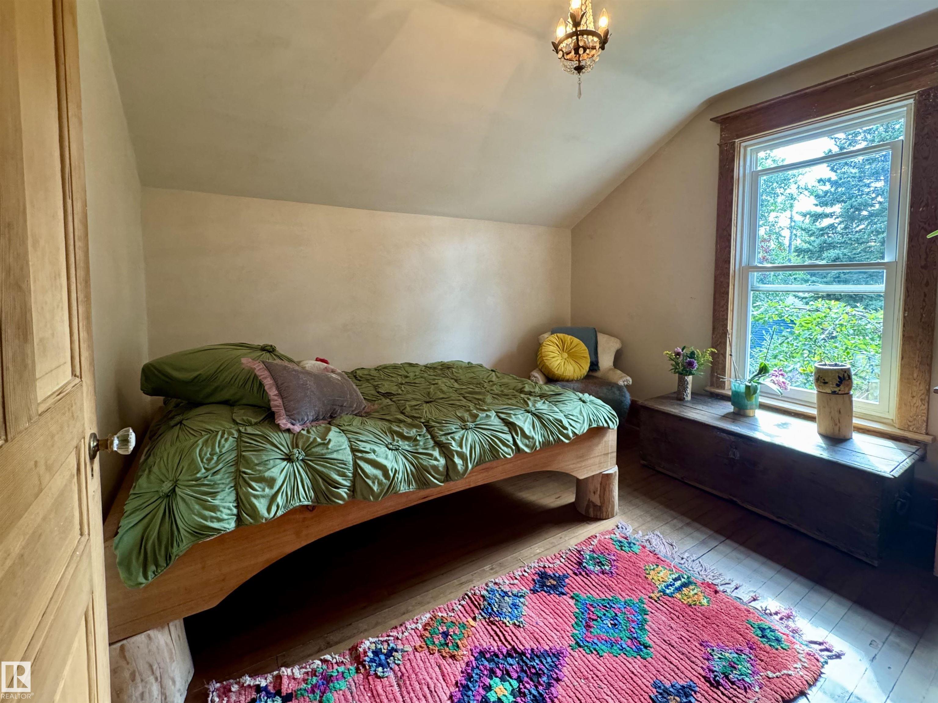 Photo 40 at 7024 105a Street NW, Queen Alexandra, Edmonton