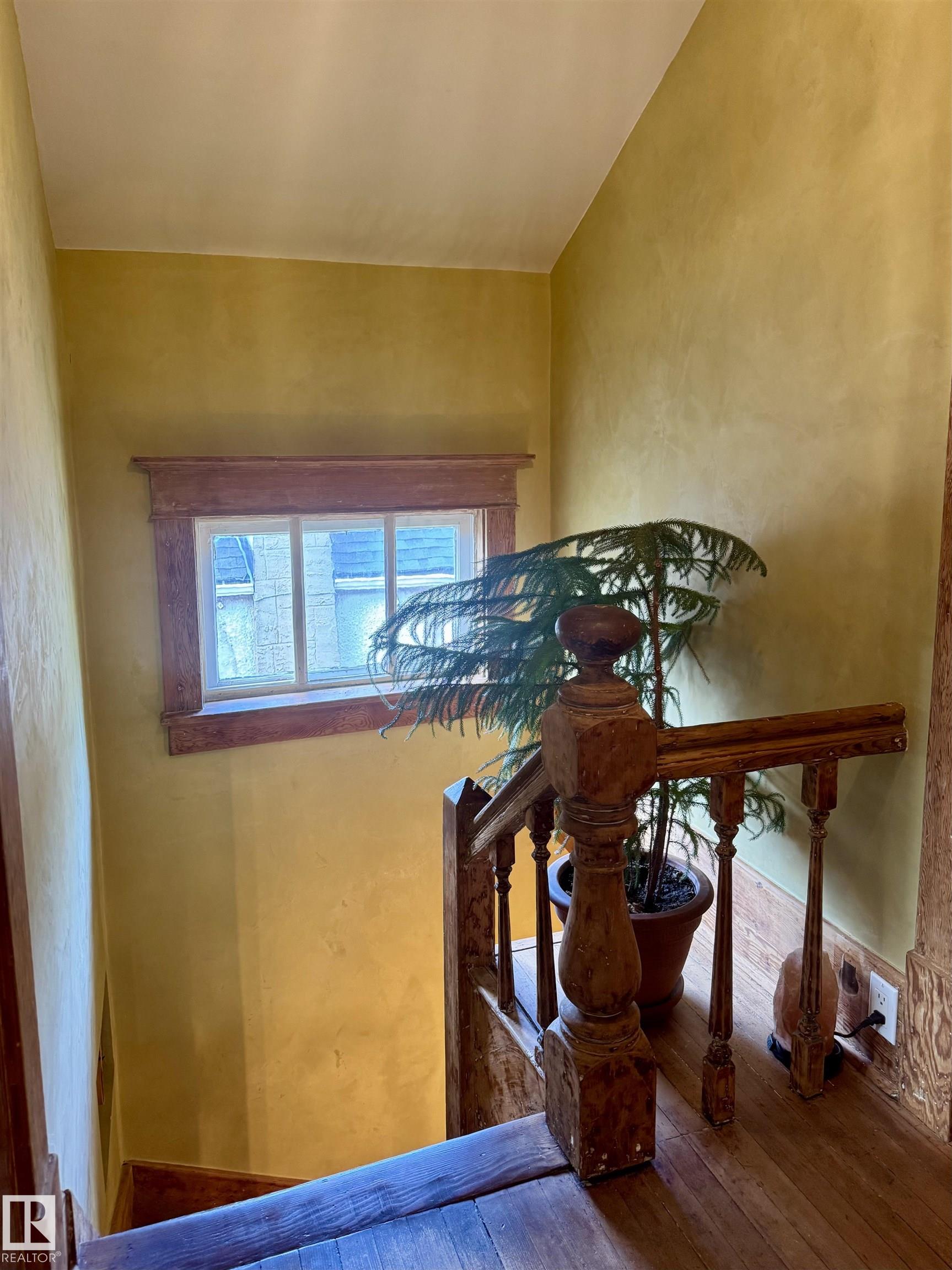 Photo 46 at 7024 105a Street NW, Queen Alexandra, Edmonton