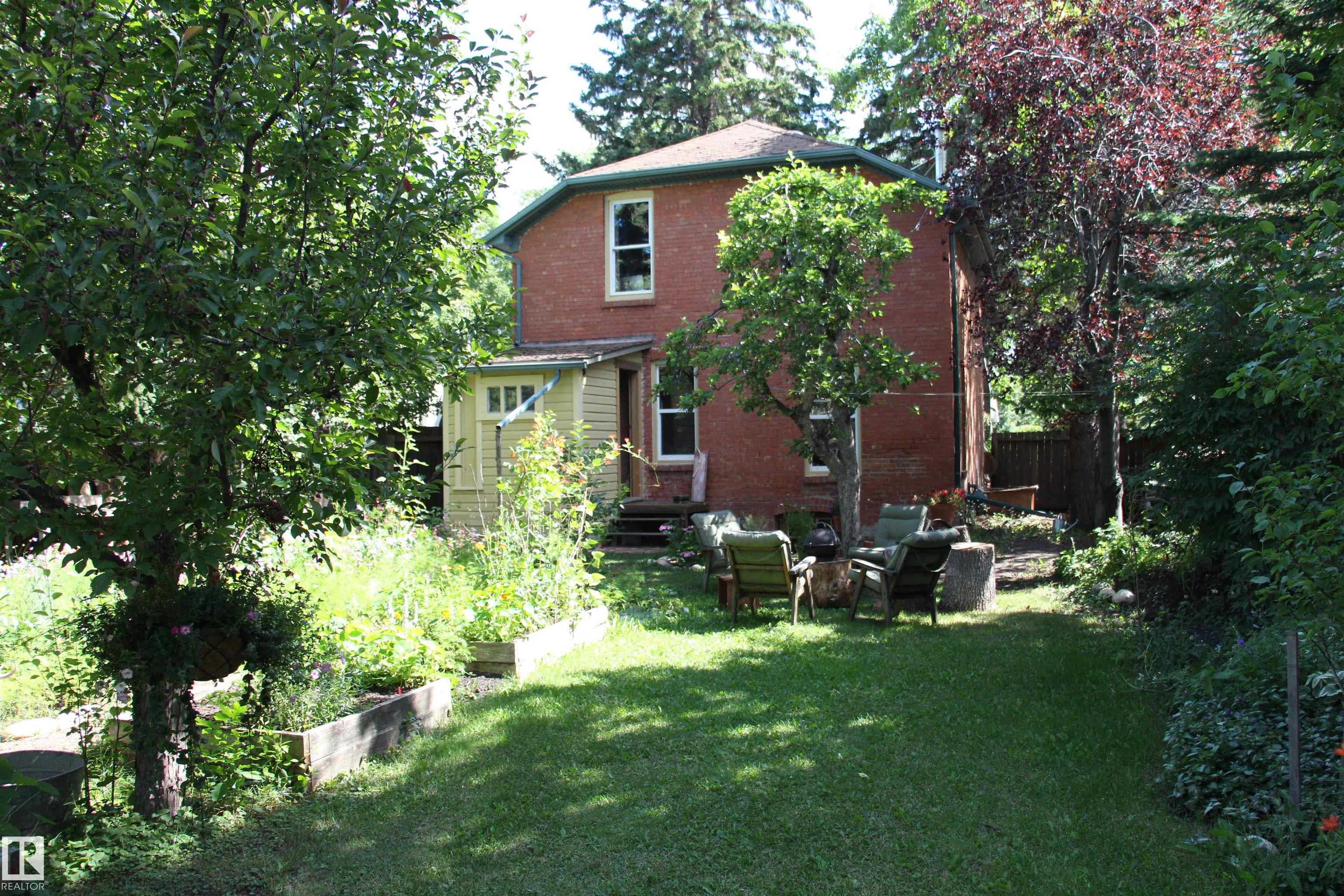 Photo 67 at 7024 105a Street NW, Queen Alexandra, Edmonton