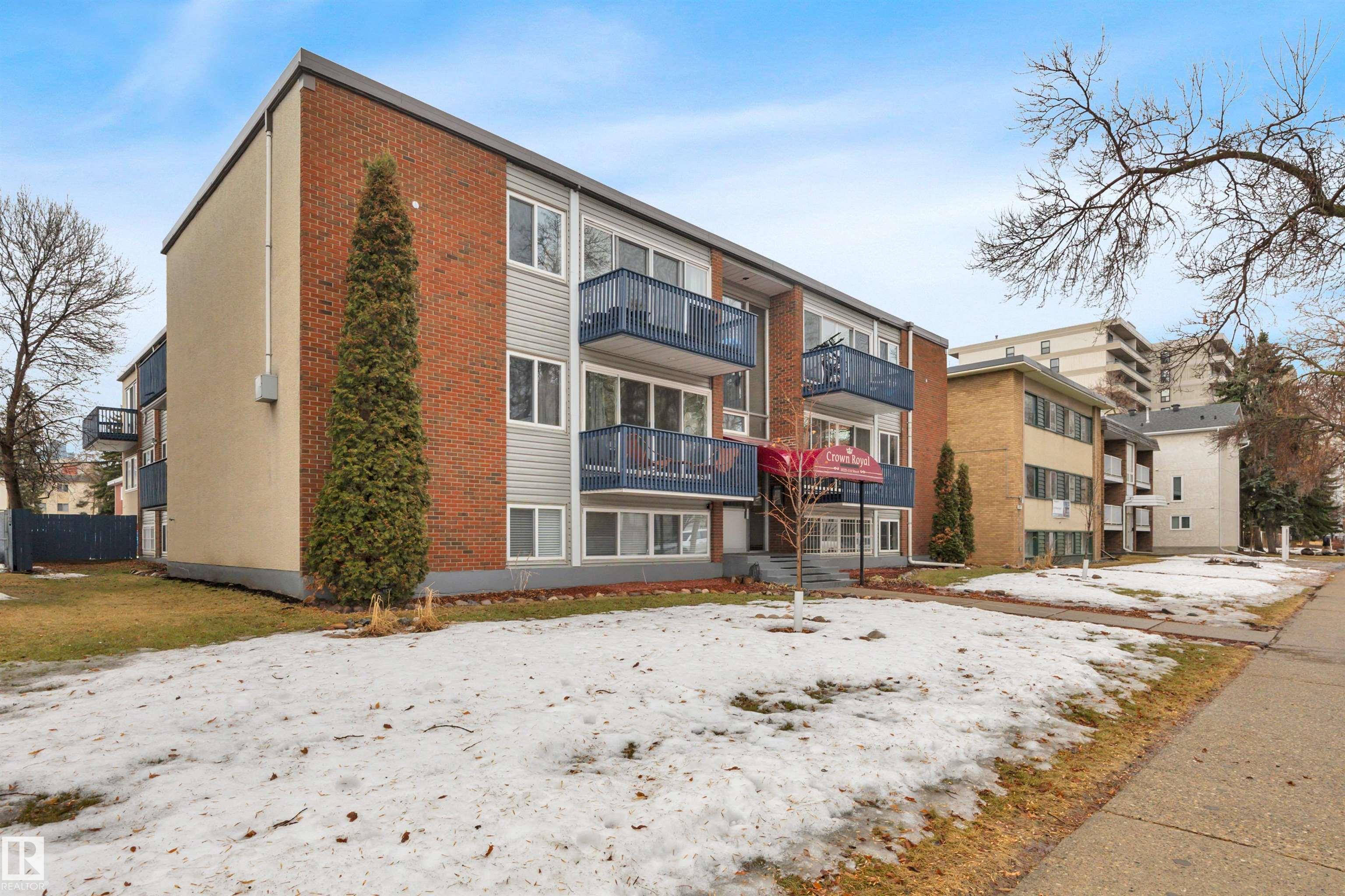 203 - 10225 114 Street NW, Wîhkwêntôwin, Edmonton