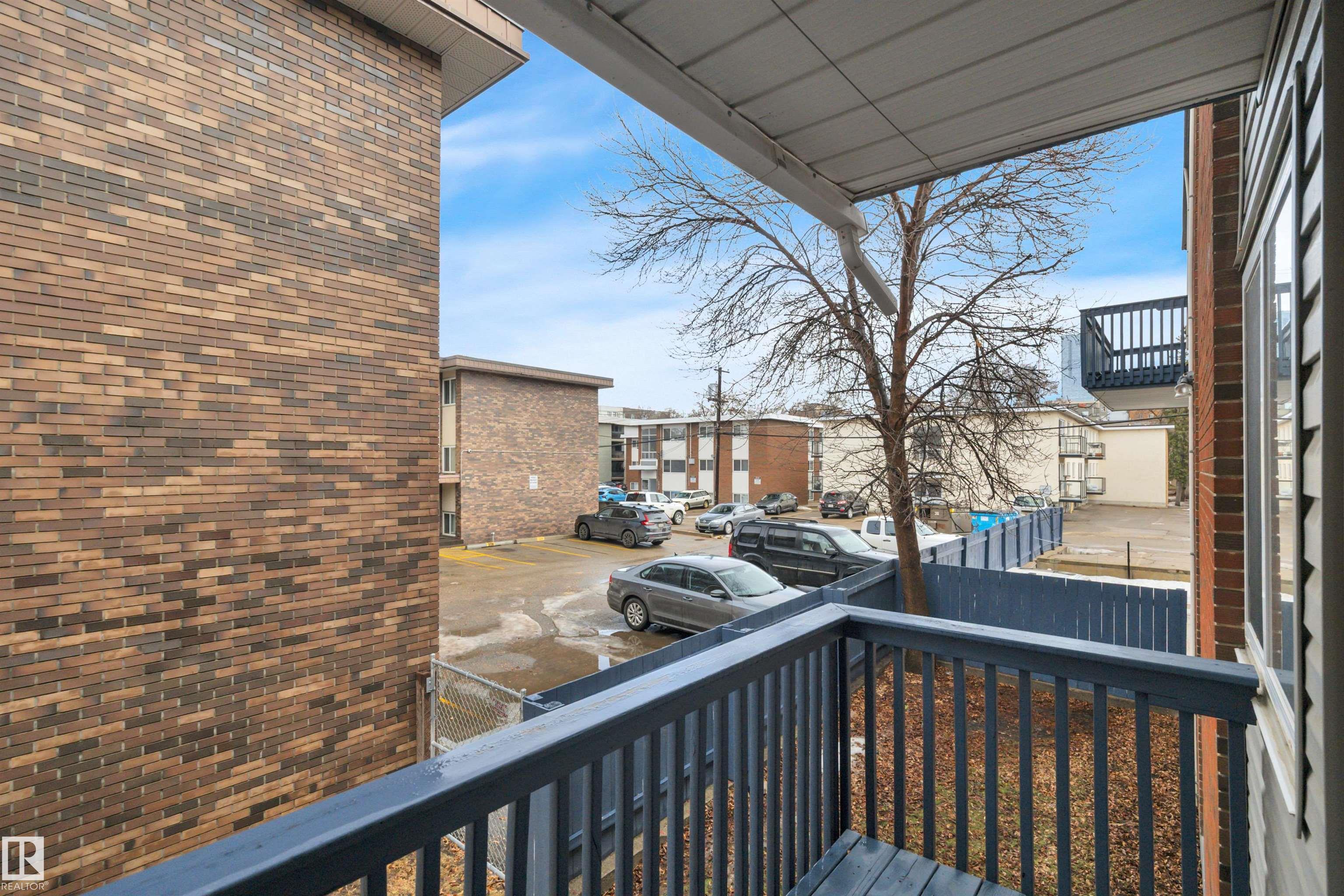 Photo 14 at 203 - 10225 114 Street NW, Wîhkwêntôwin, Edmonton