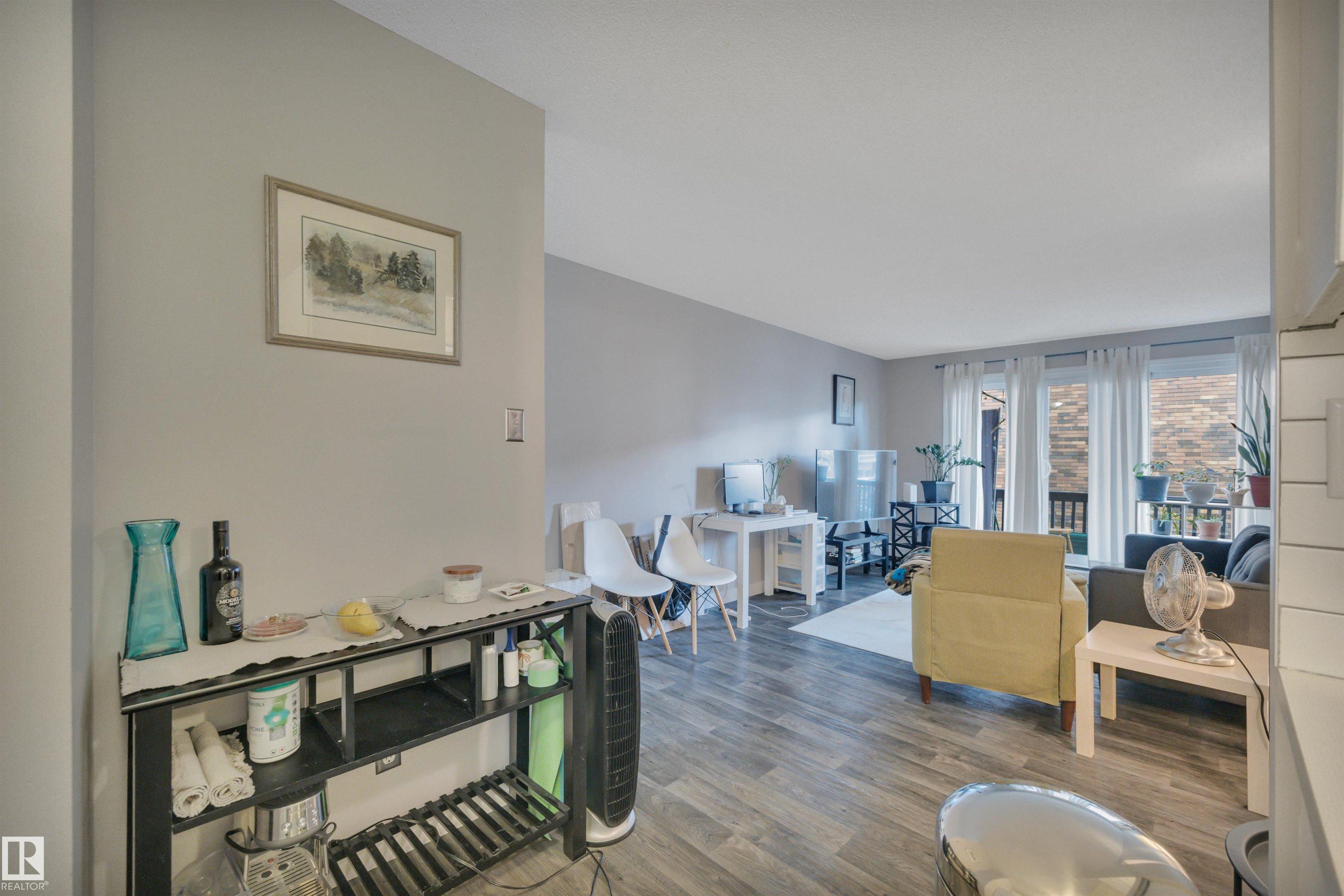 Photo 20 at 203 - 10225 114 Street NW, Wîhkwêntôwin, Edmonton