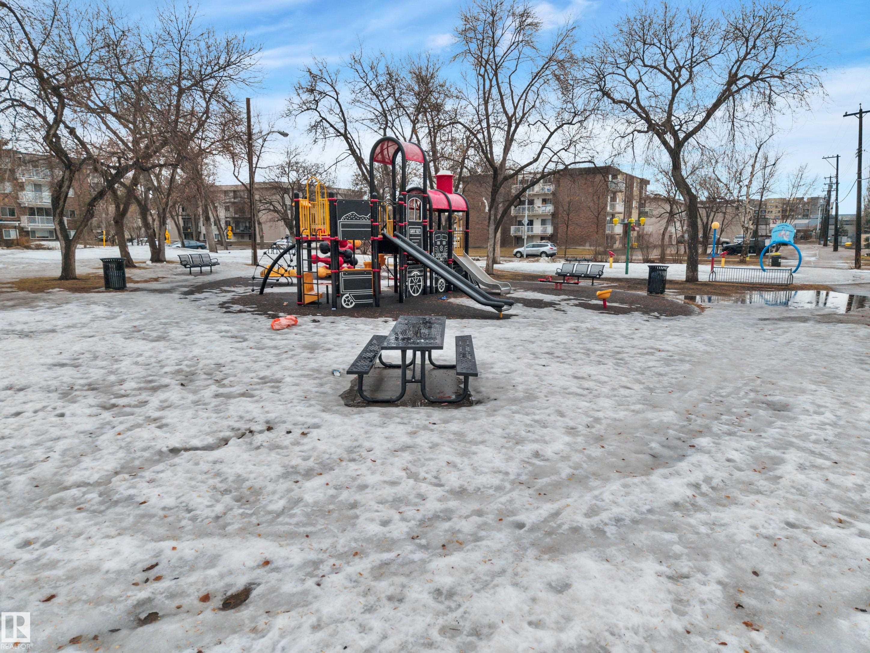 Photo 28 at 203 - 10225 114 Street NW, Wîhkwêntôwin, Edmonton