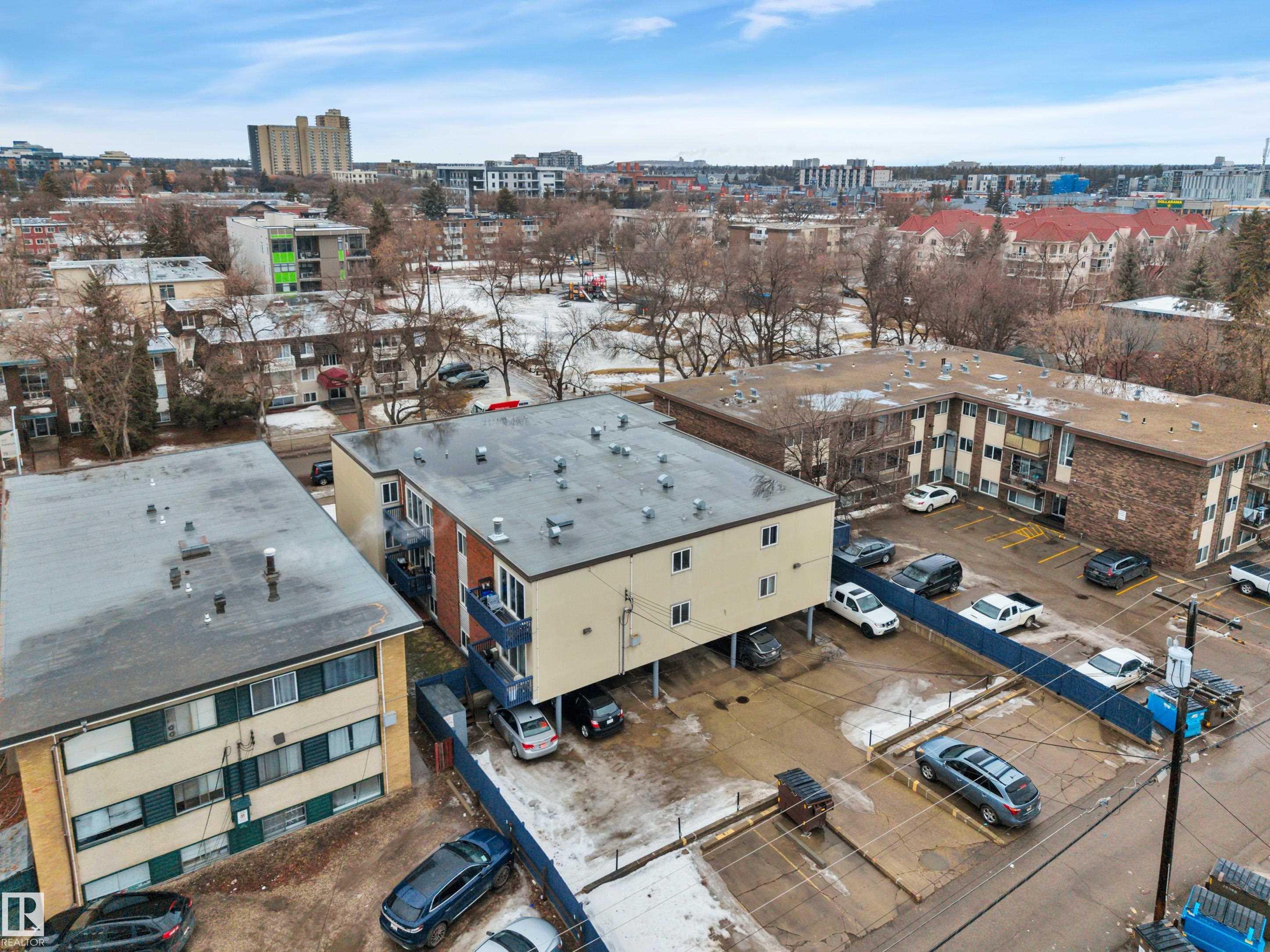 Photo 33 at 203 - 10225 114 Street NW, Wîhkwêntôwin, Edmonton