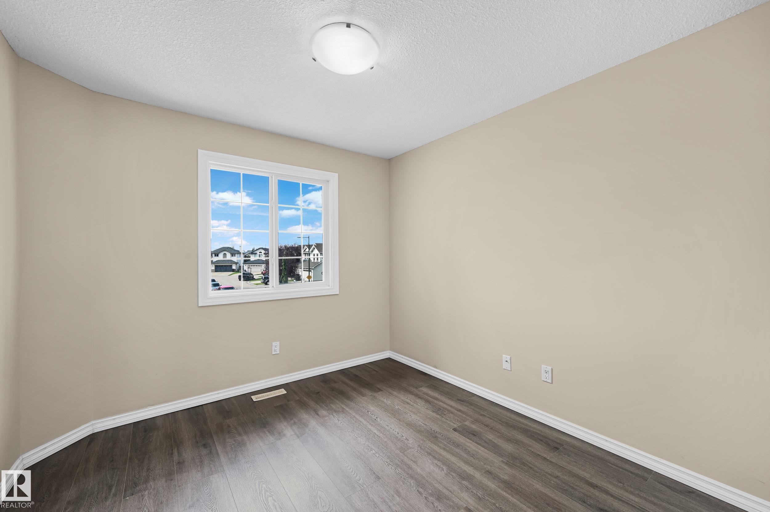 Photo 19 at 11544 11 Avenue SW, Rutherford, Edmonton